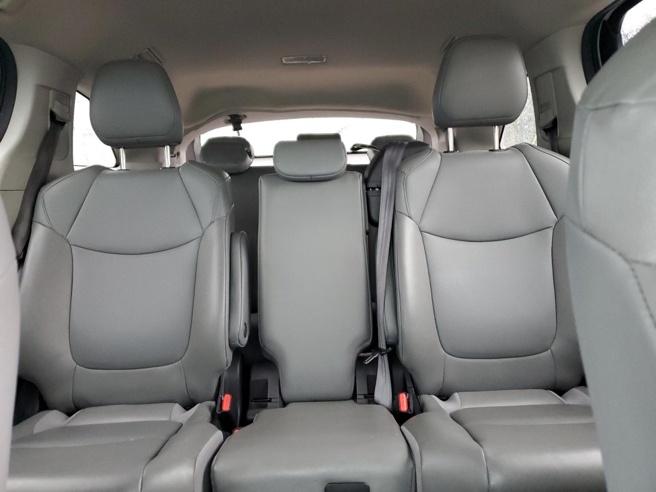 2022 Toyota Sienna Xle VIN: 5TDYRKEC8NS084290 Lot: 86006844