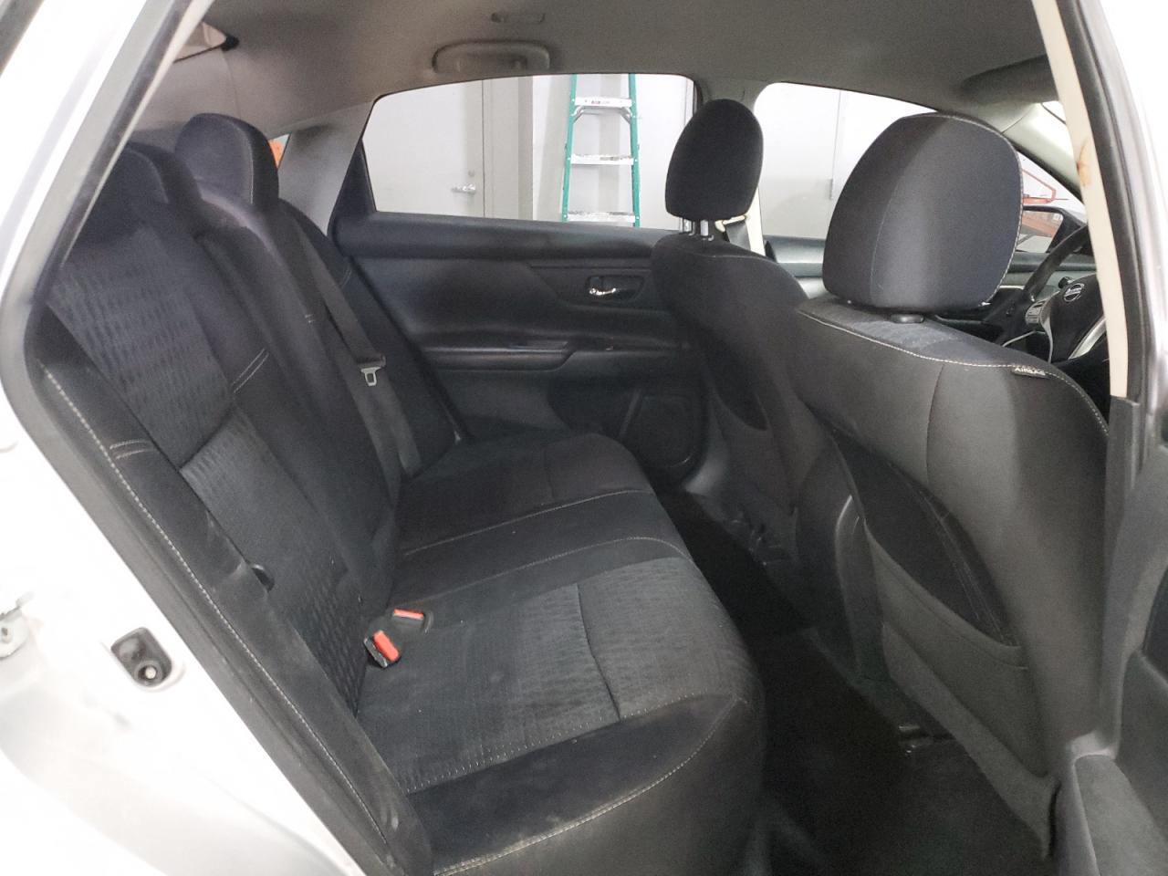 2016 Nissan Altima - Image 10