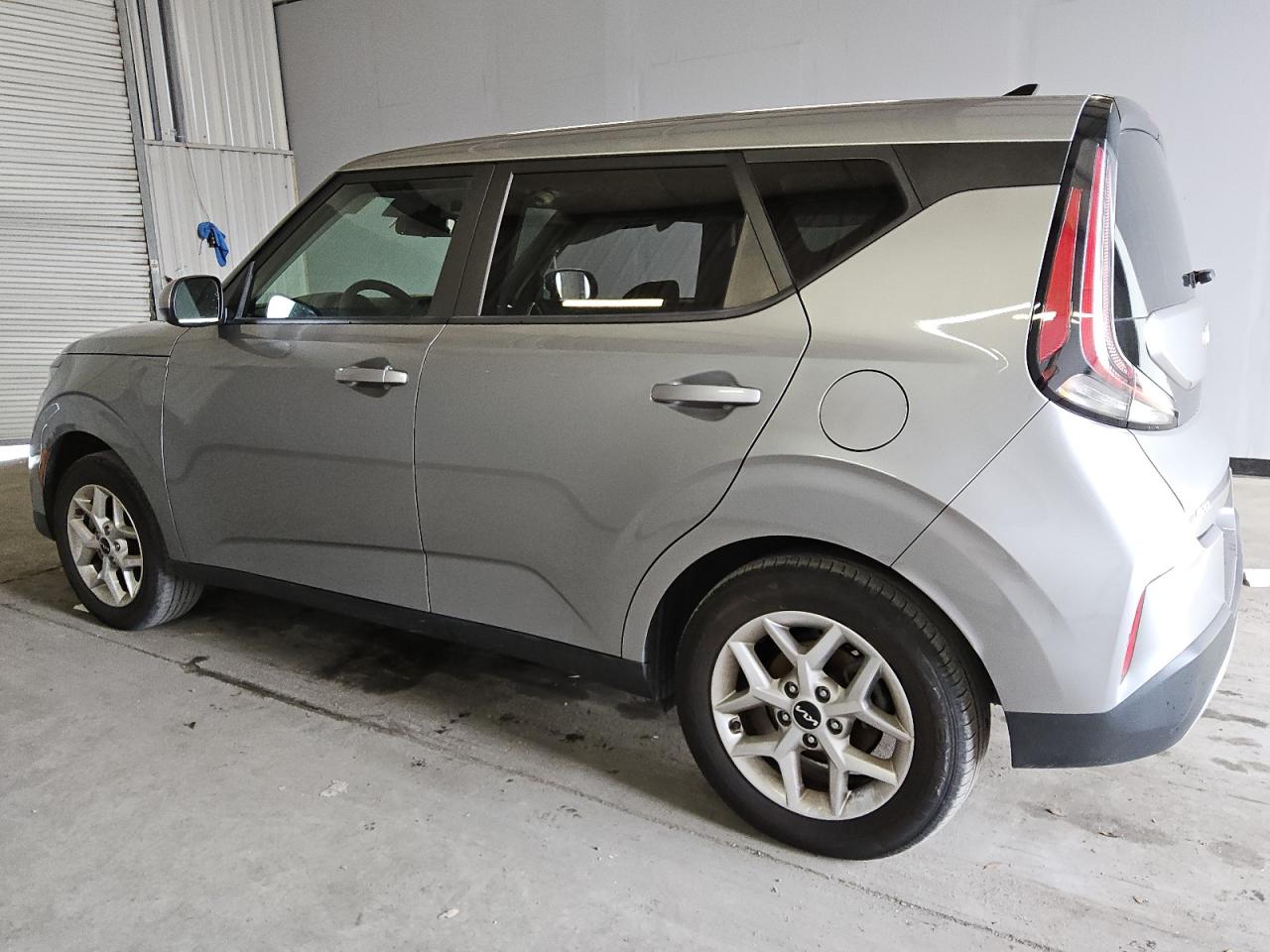 2023 Kia Soul - Image 2