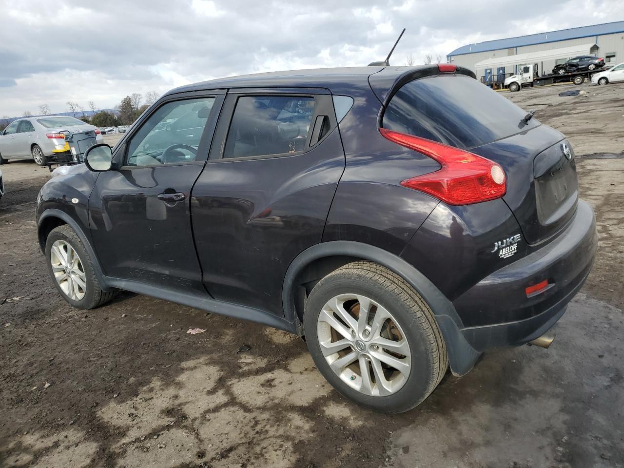 2014 Nissan Juke - Image 2