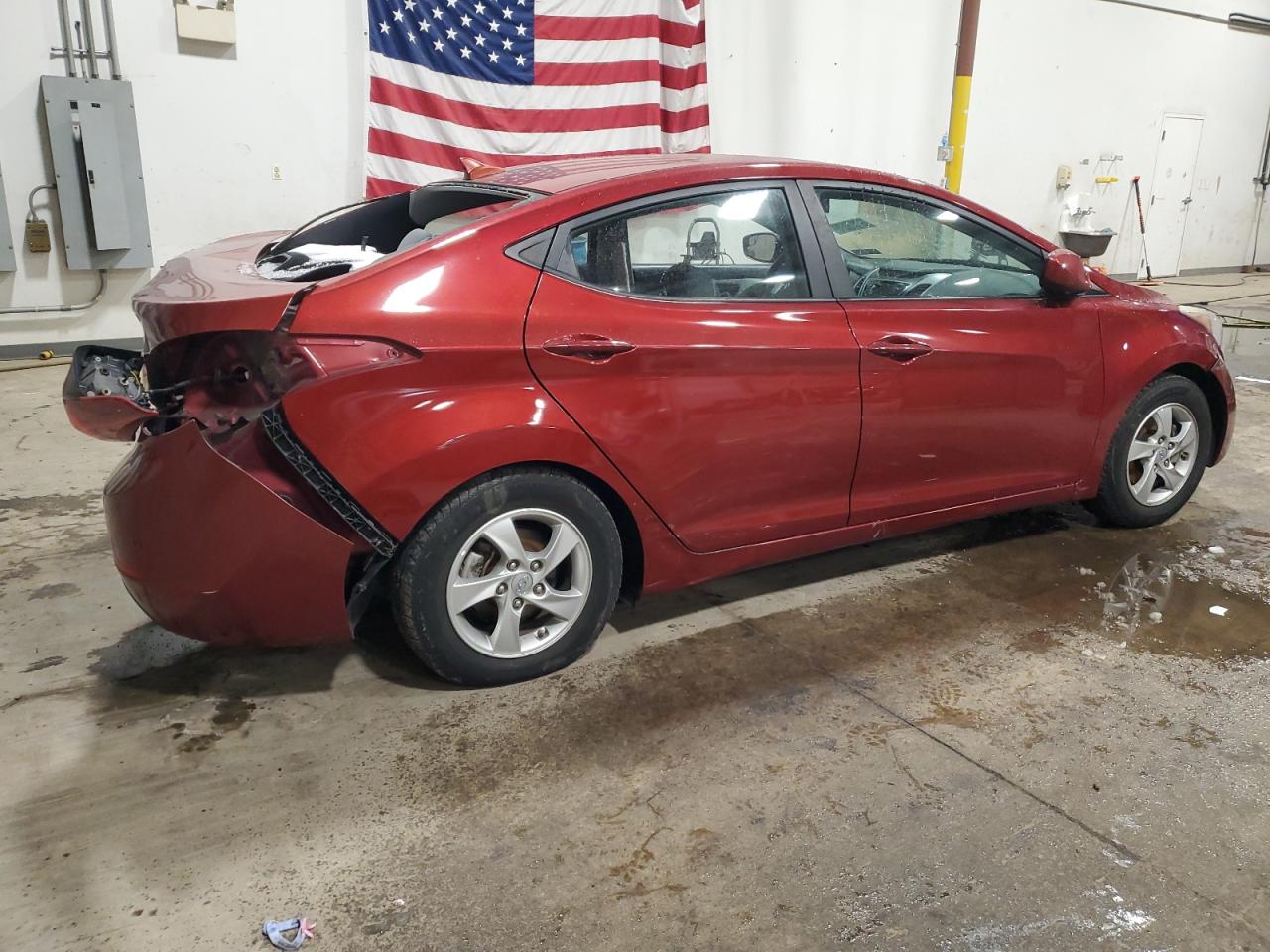 2015 Hyundai Elantra - Image 3