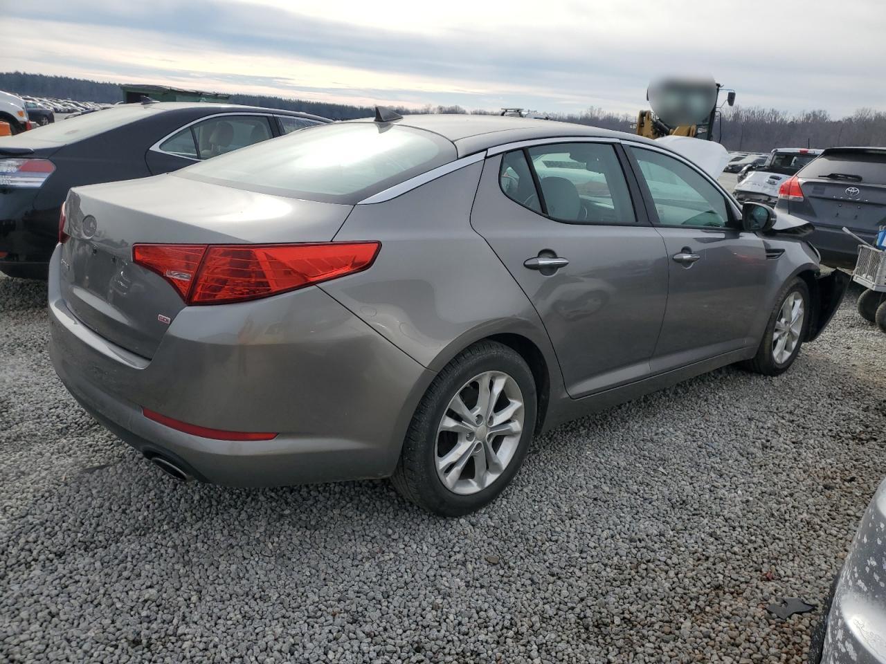 2013 Kia Optima - Image 3