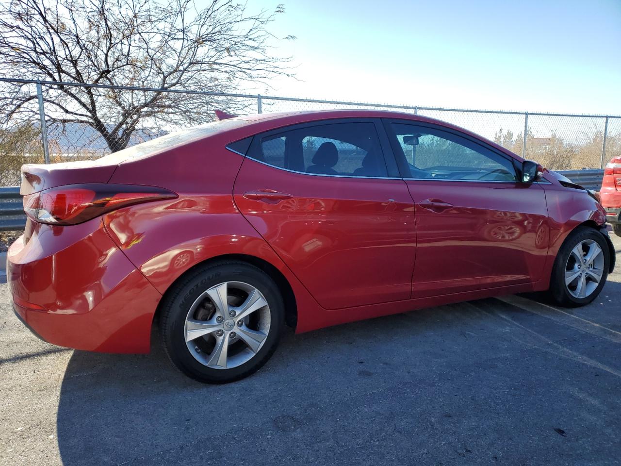 2016 Hyundai Elantra - Image 3