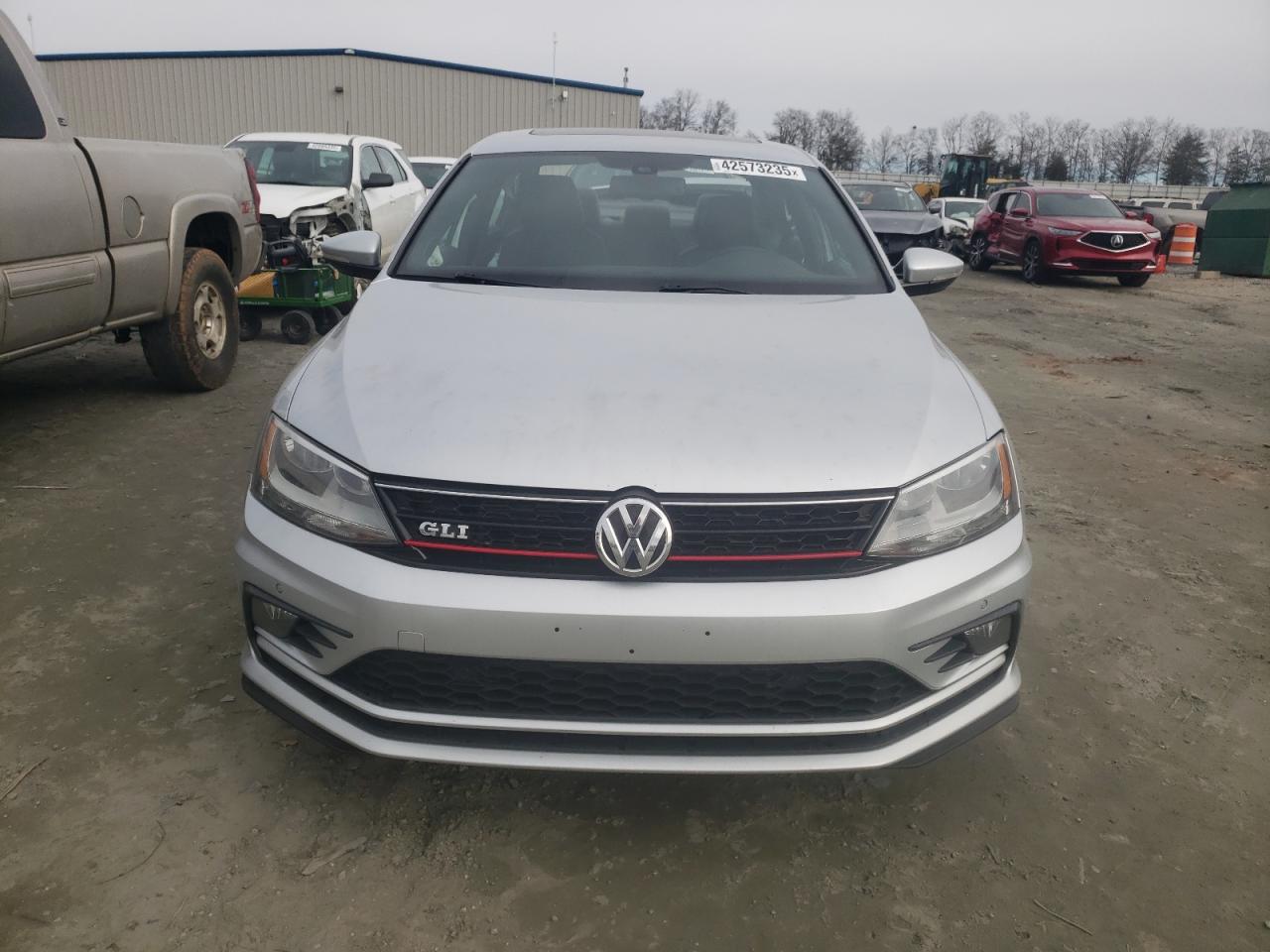 2016 Volkswagen Jetta - Image 5