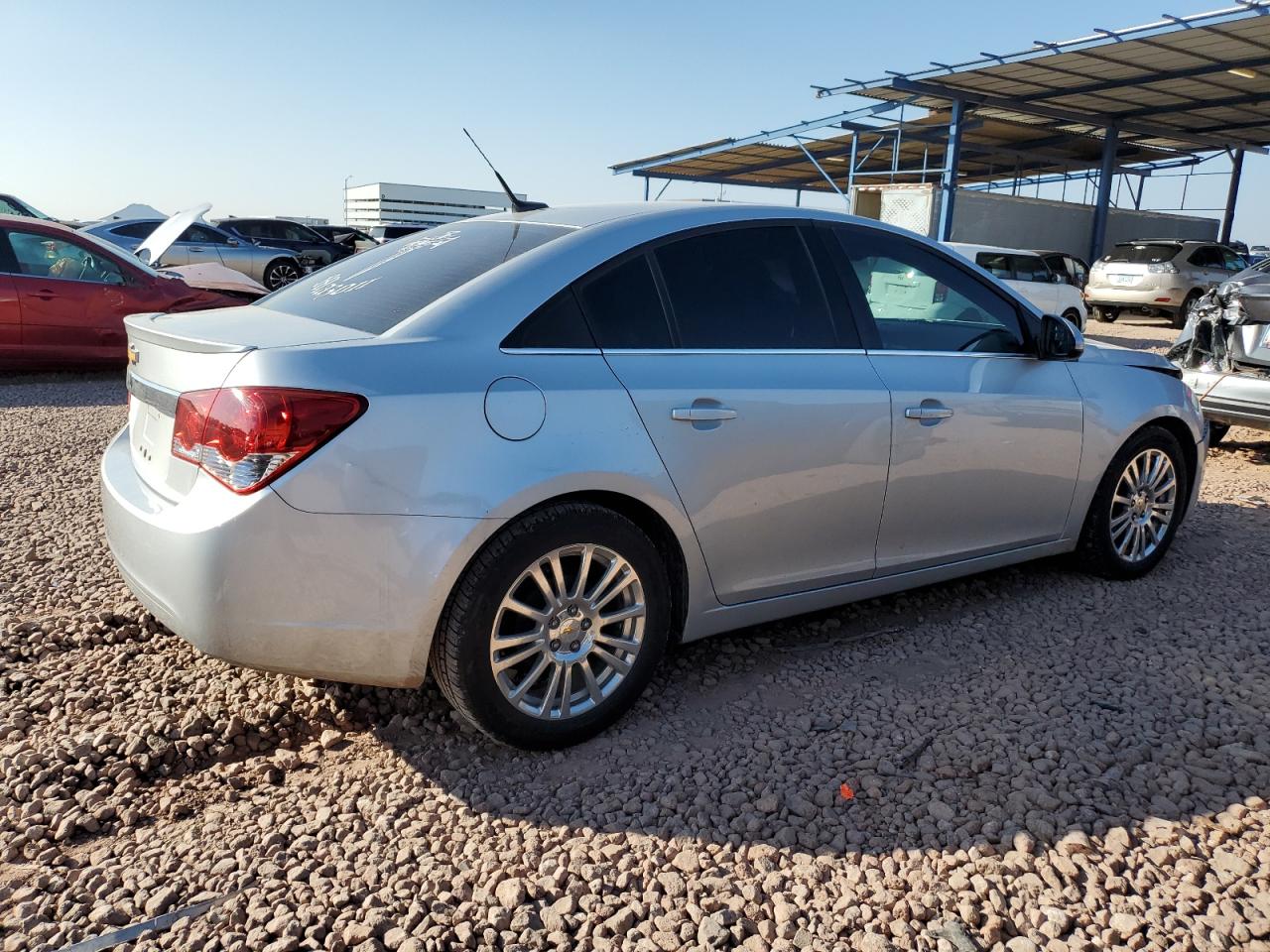 2011 Chevrolet Cruze - Image 3