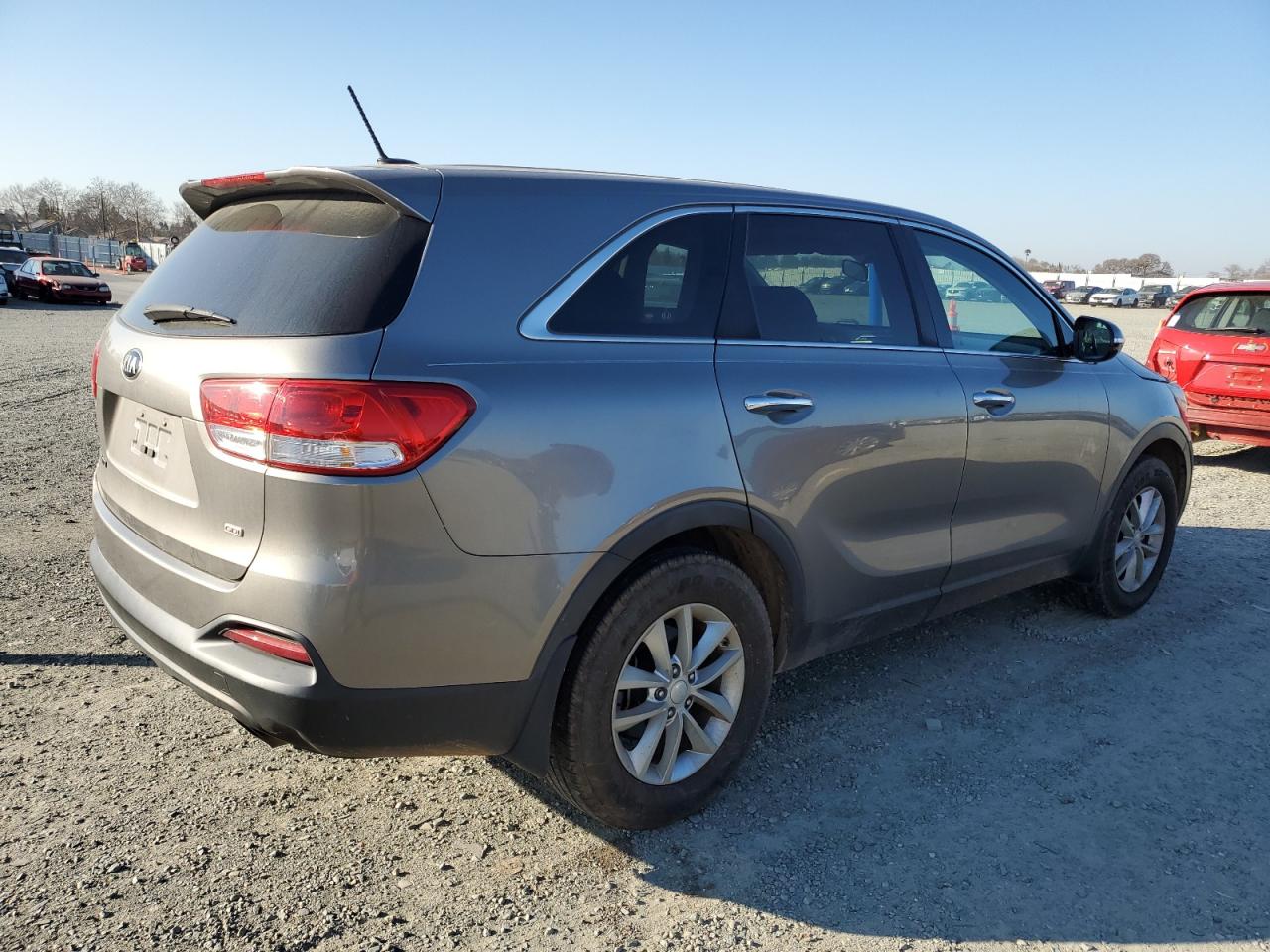 2016 Kia Sorento - Image 3
