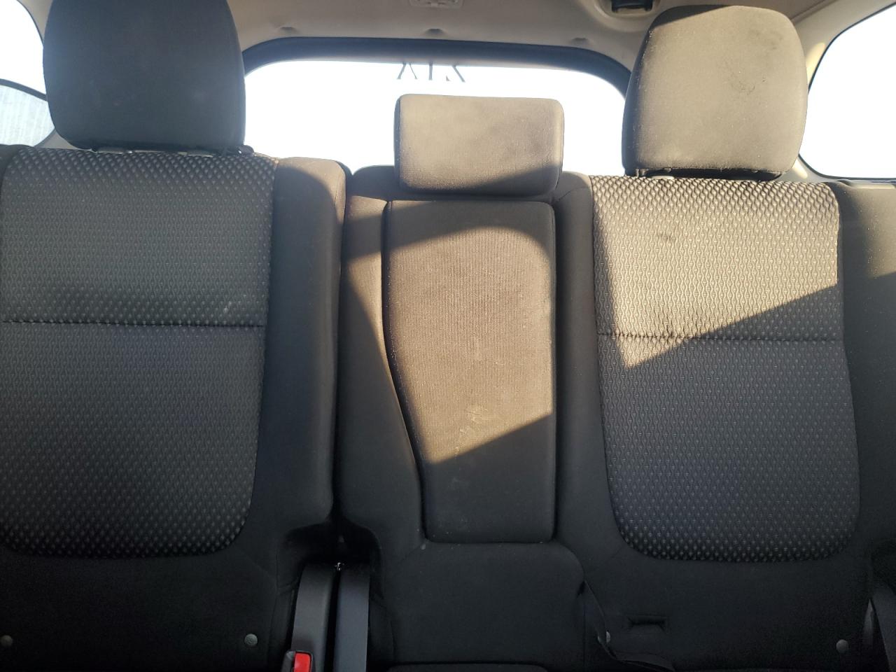 2017 Mitsubishi Outlander - Image 10