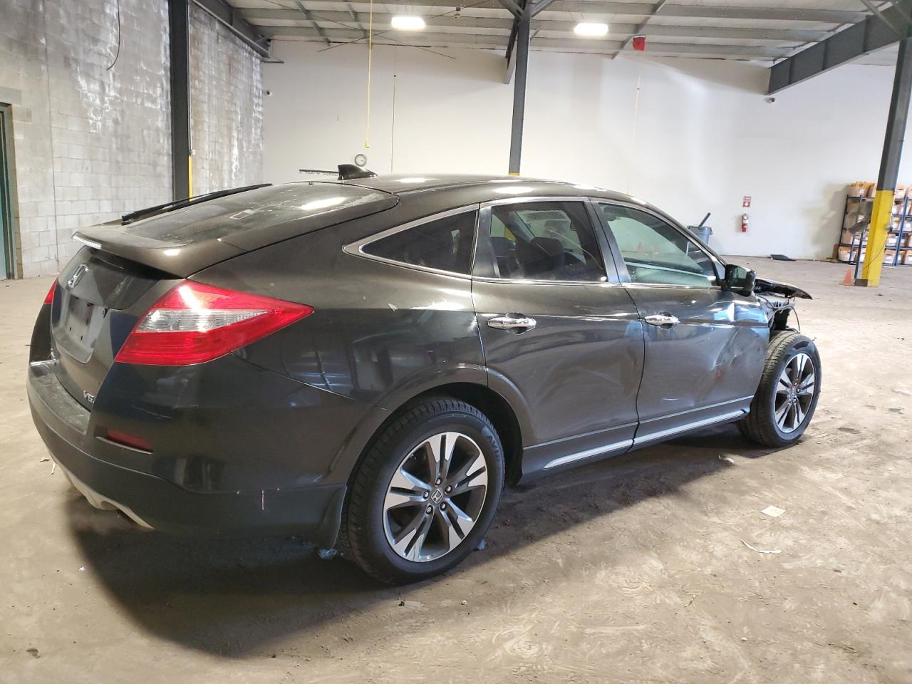 VIN 5J6TF2H51FL001537 2015 HONDA CROSSTOUR no.3