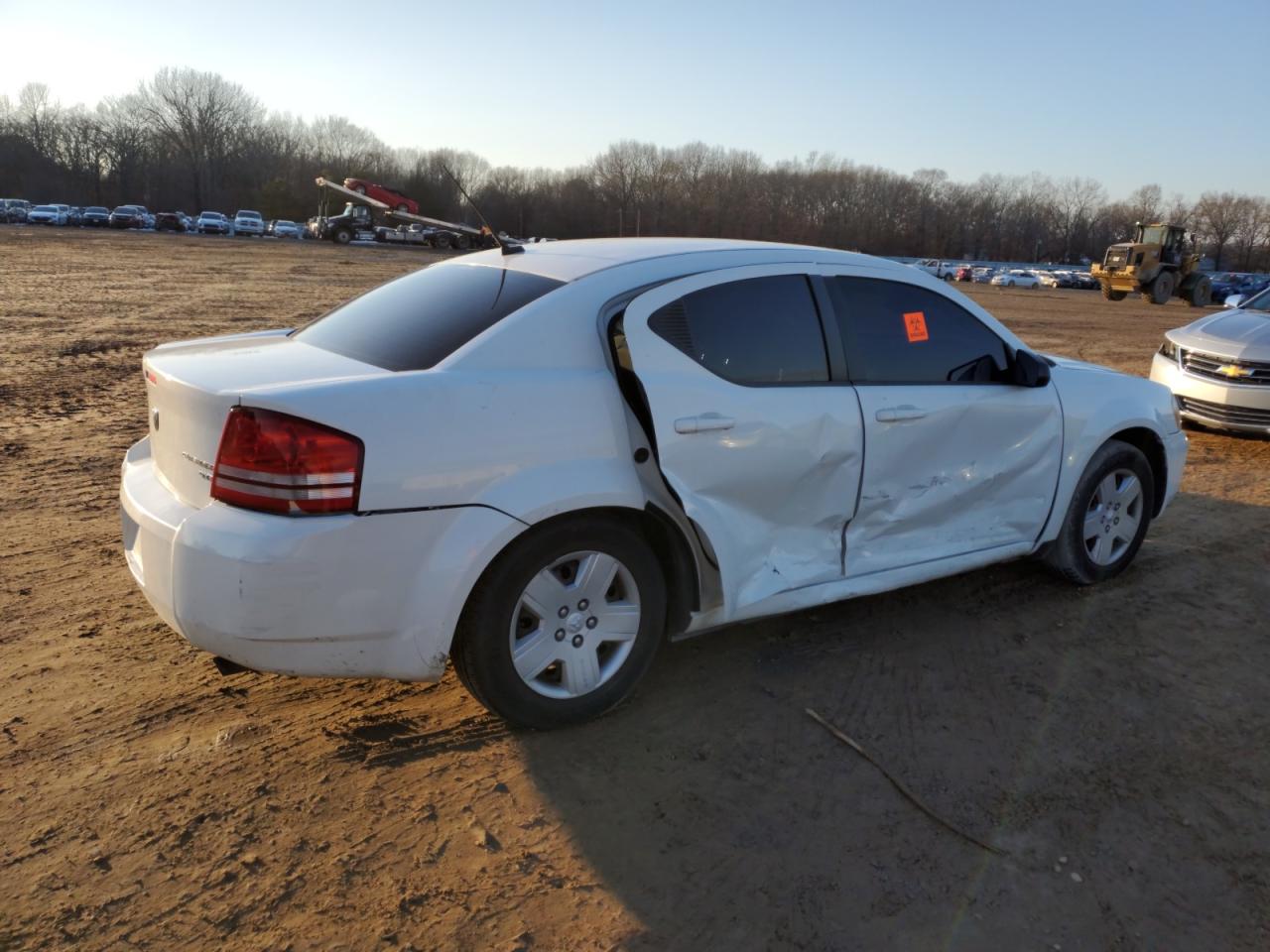 2010 Dodge Avenger - Image 3