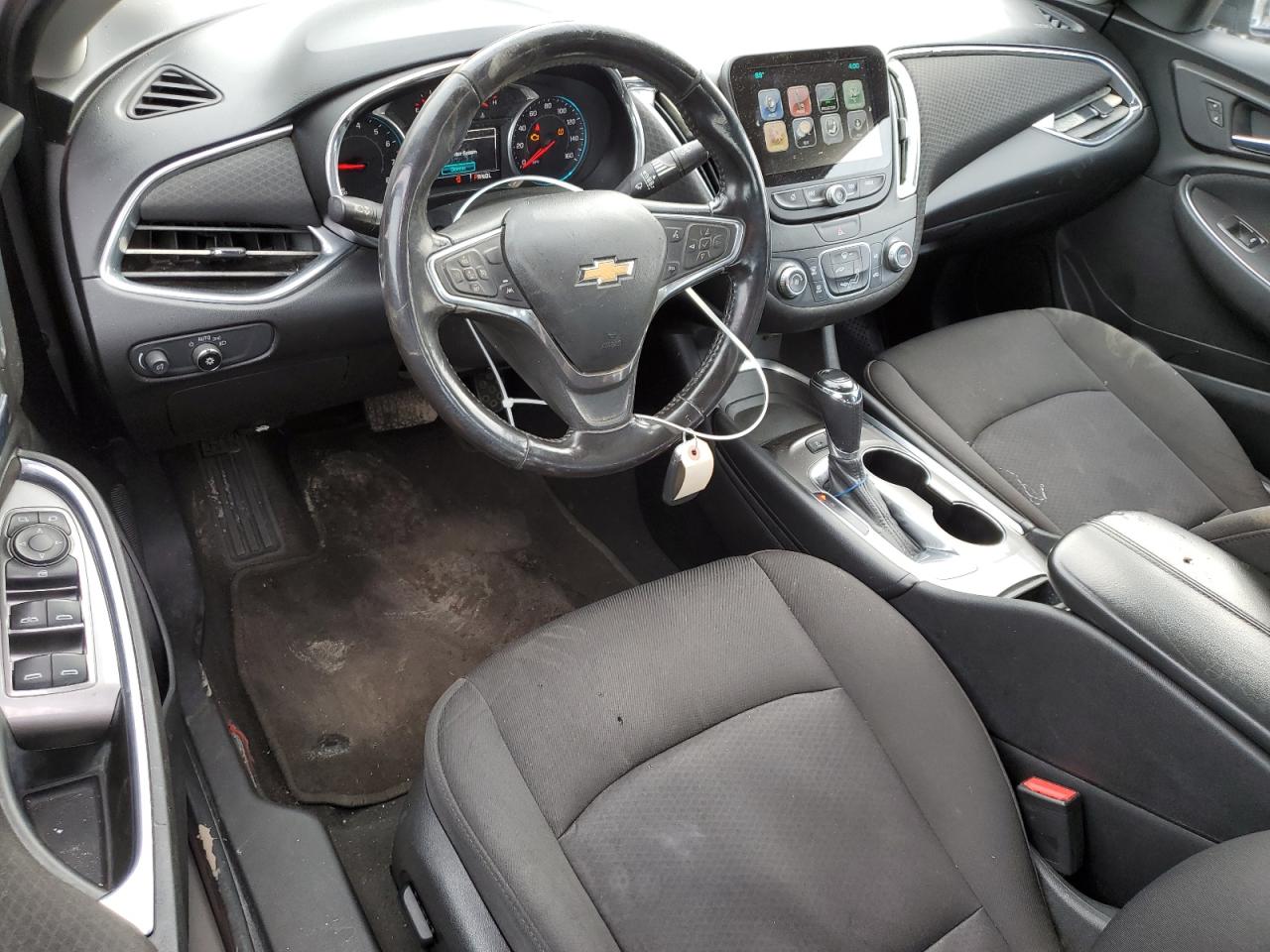 2018 Chevrolet Malibu - Image 8