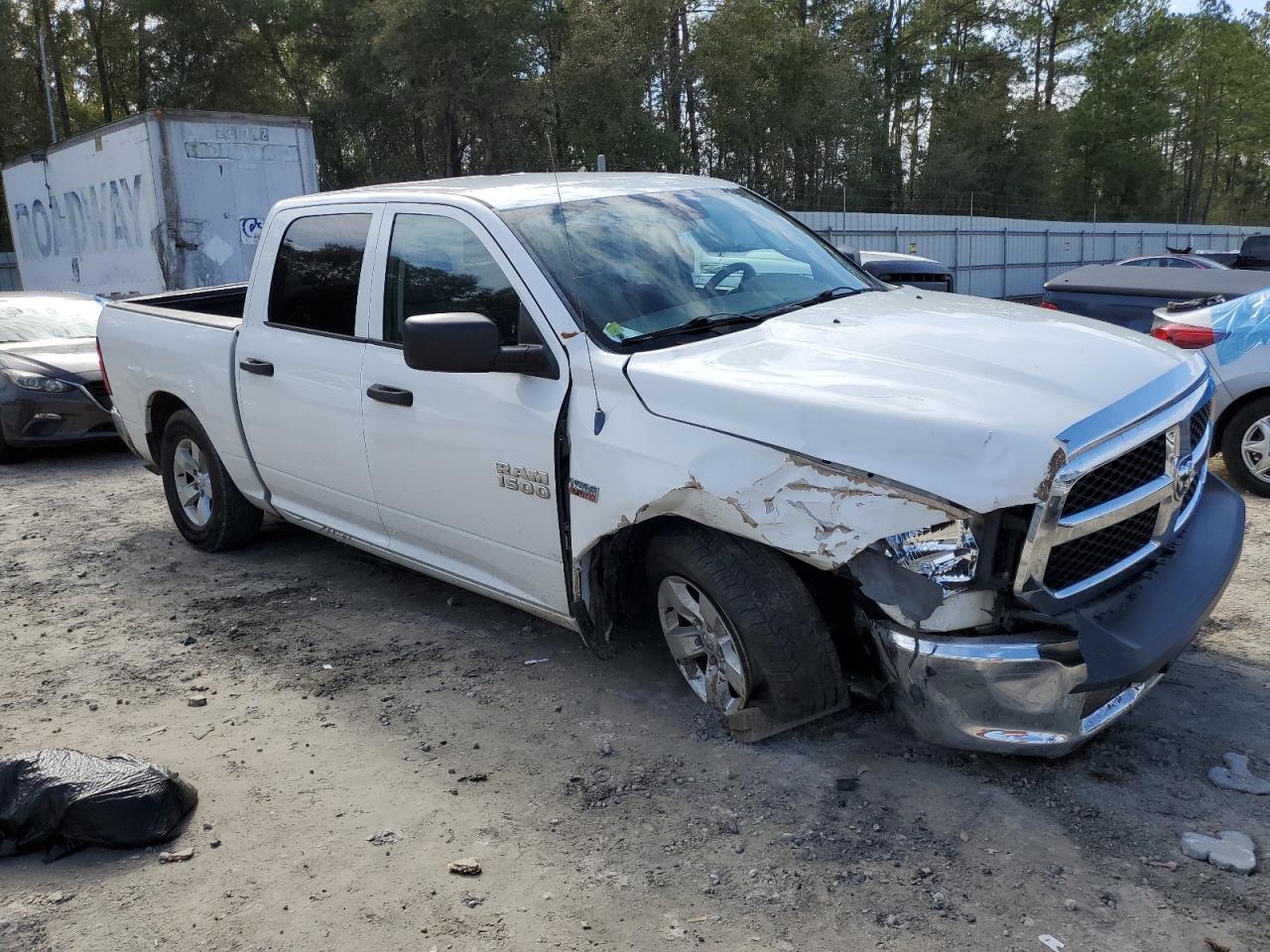 2013 RAM 1500 - Image 4
