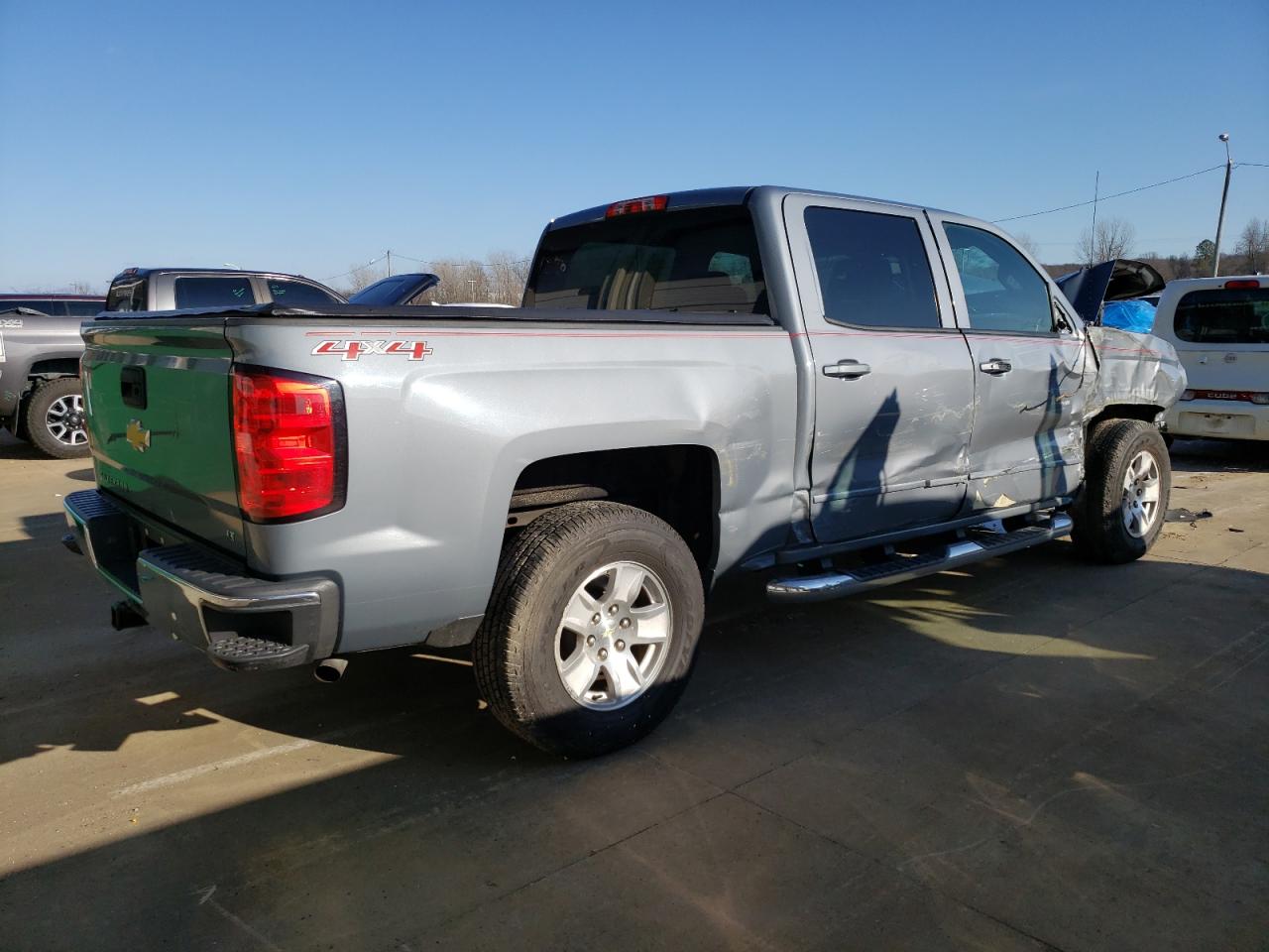 2015 Chevrolet Silverado - Image 3