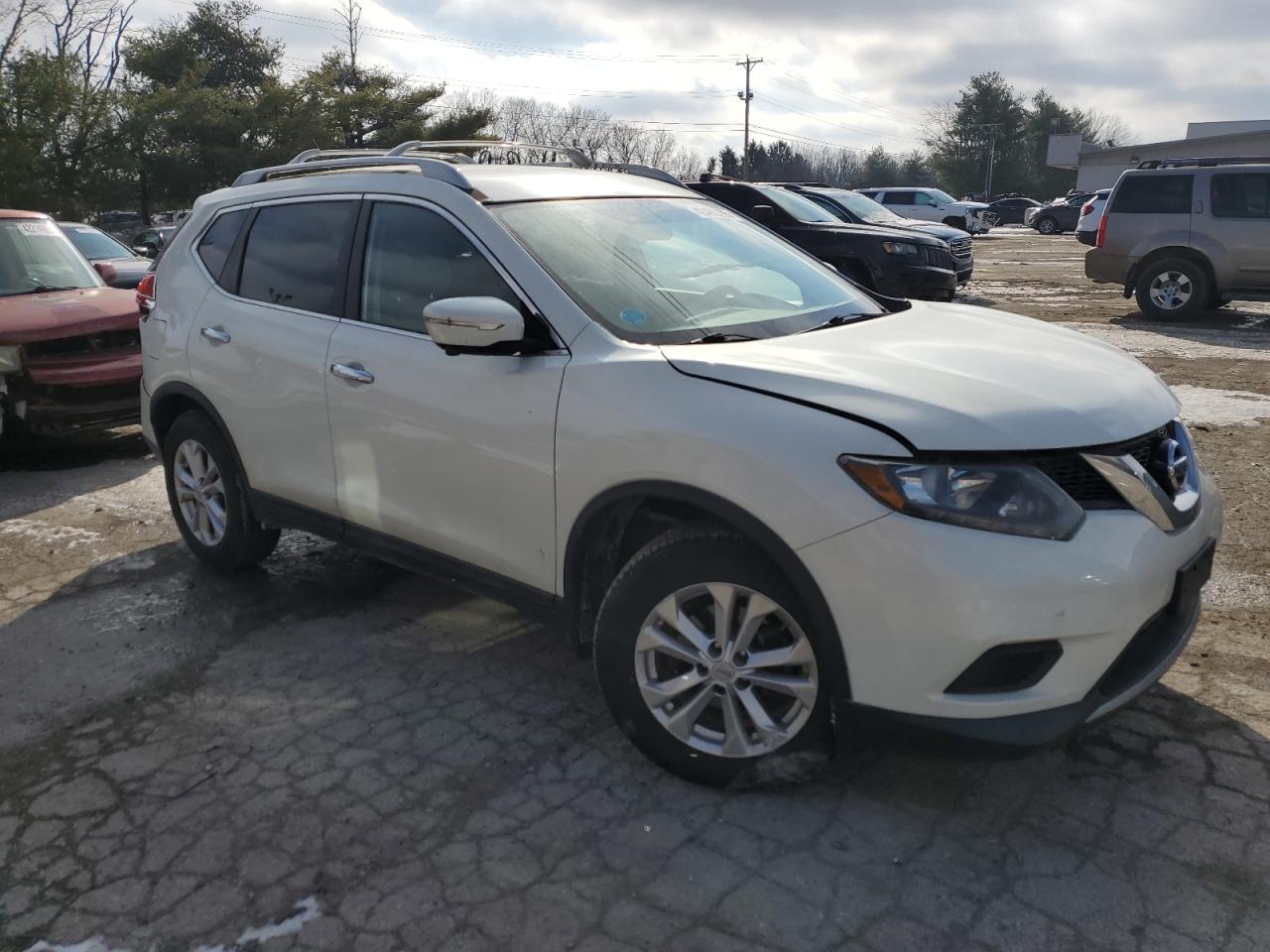 2014 Nissan Rogue - Image 4