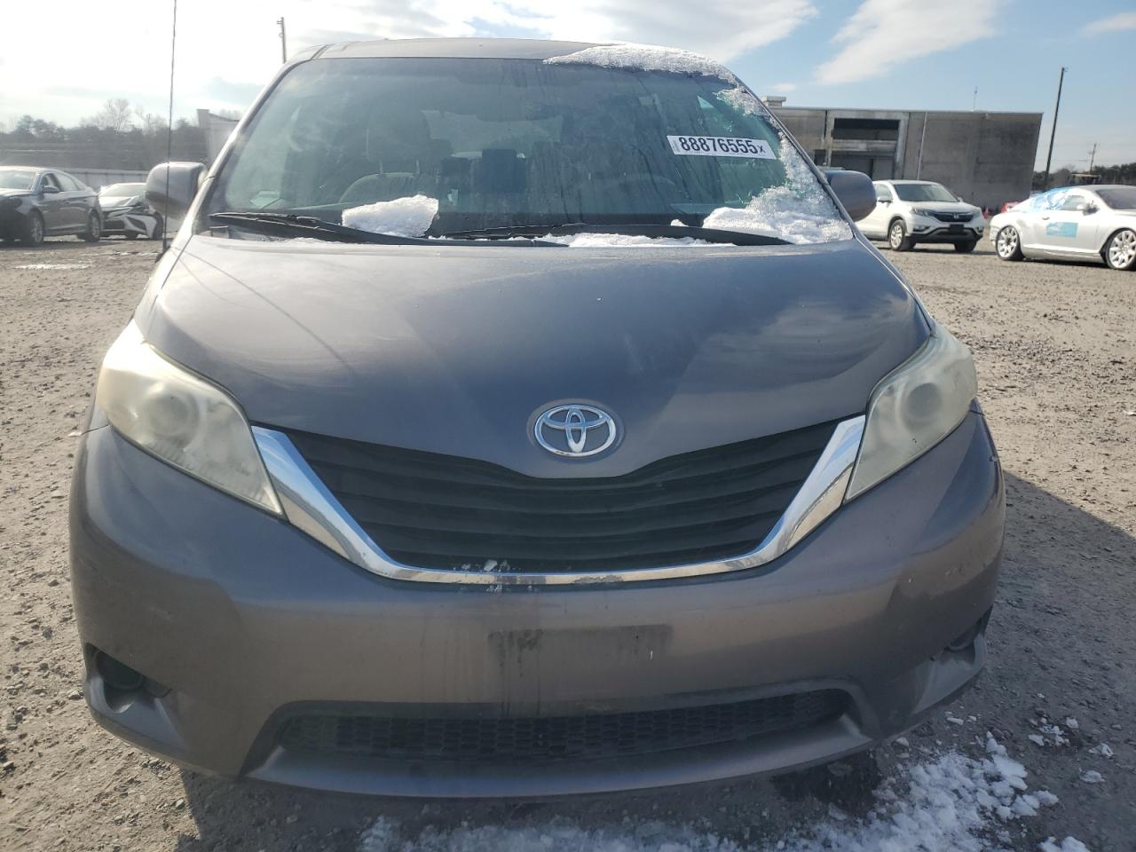 2013 Toyota Sienna - Image 5