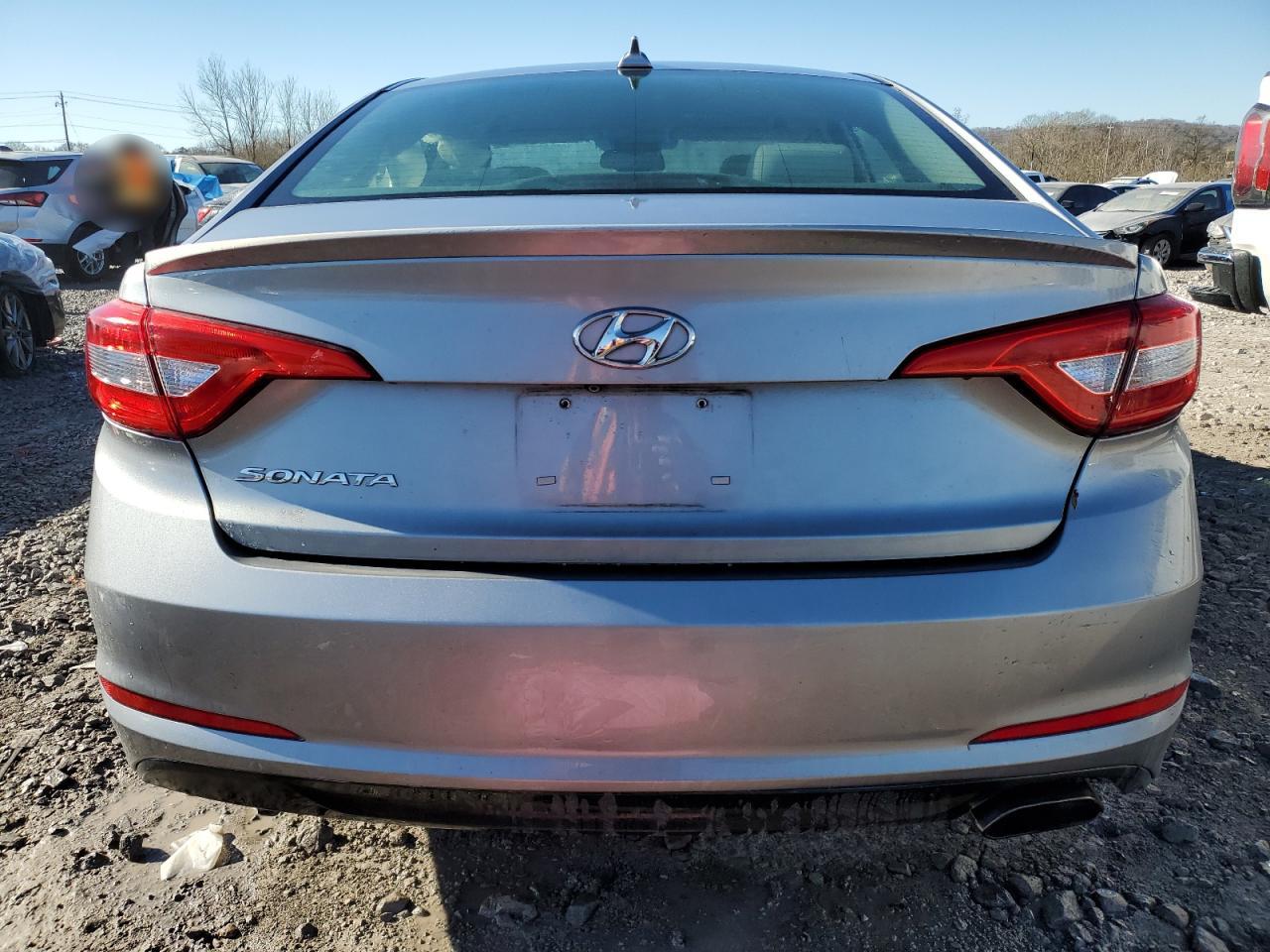 2016 Hyundai Sonata - Image 6
