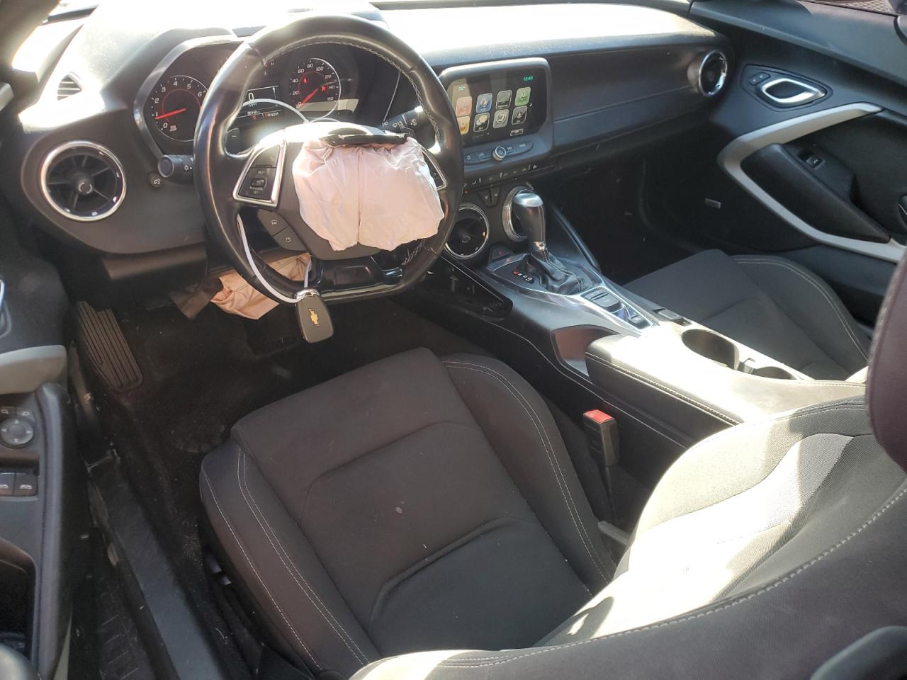 2018 Chevrolet Camaro - Image 8