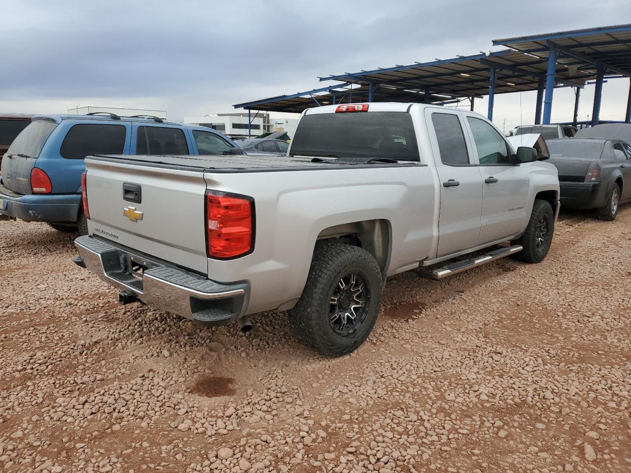 2017 Chevrolet Silverado - Image 3