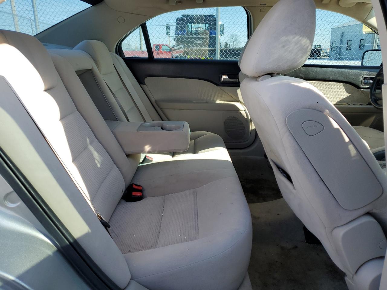 2009 Ford Fusion - Image 11