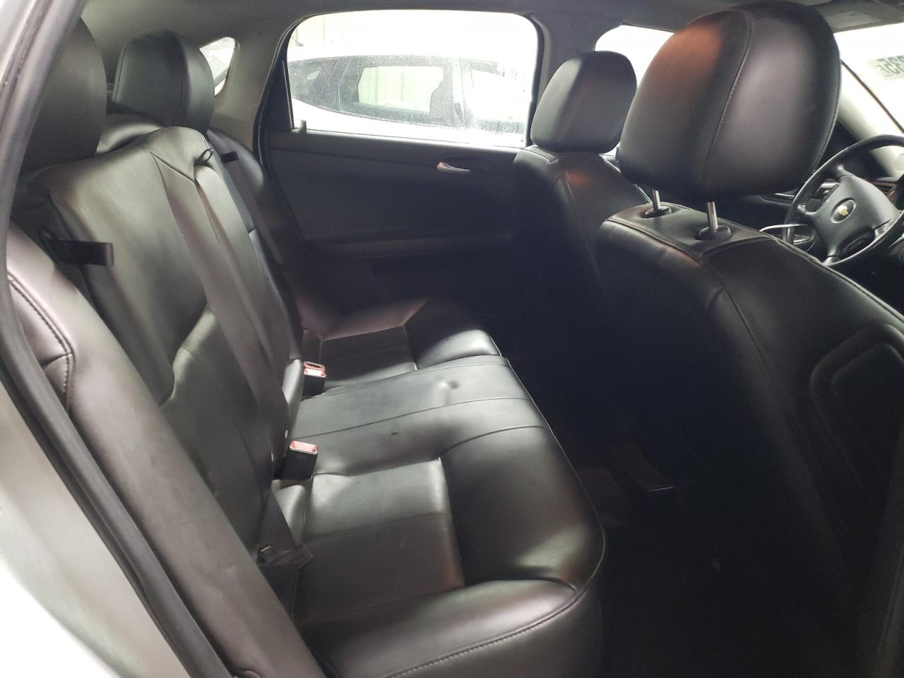 2012 Chevrolet Impala - Image 10