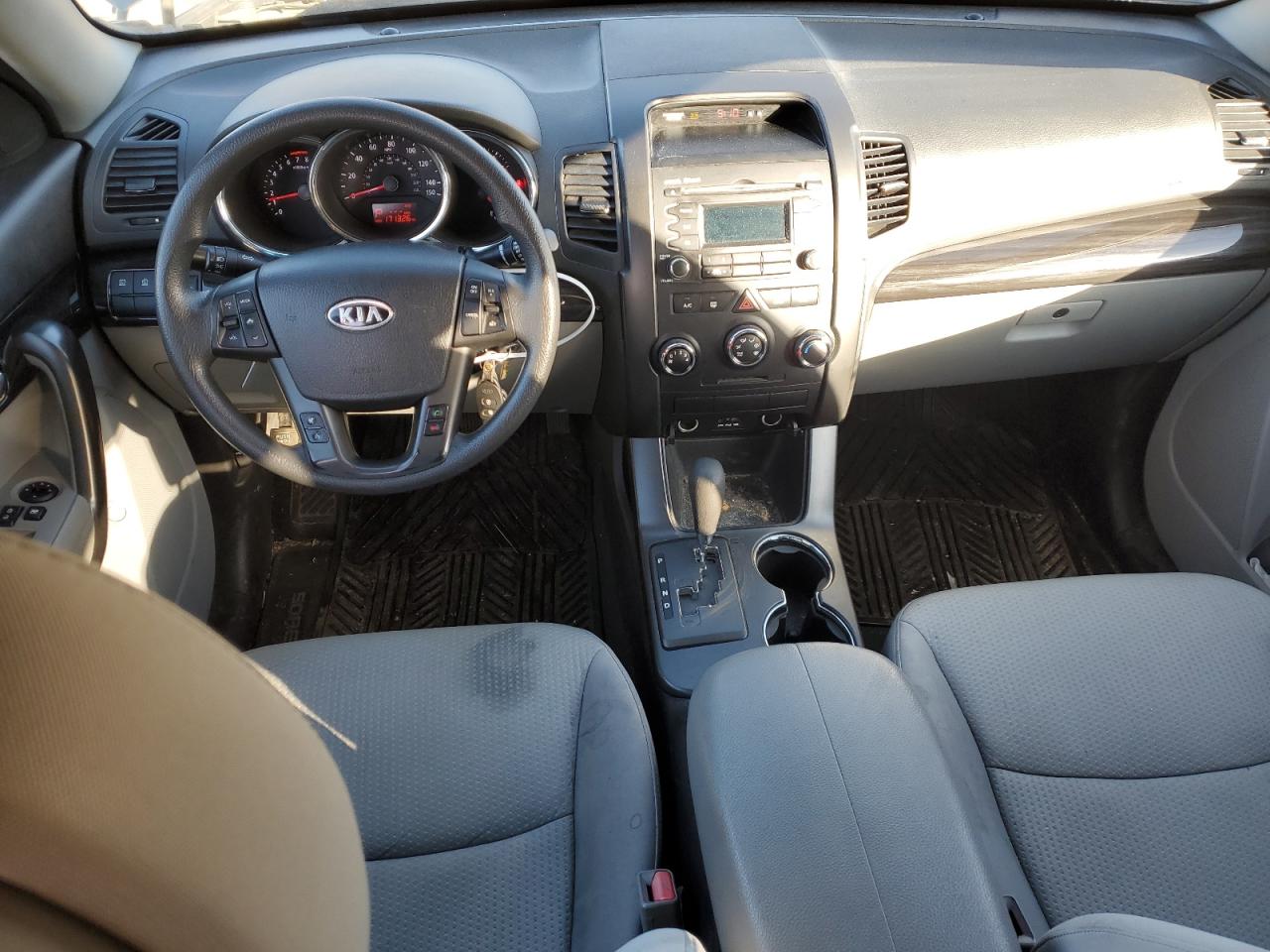 2013 Kia Sorento - Image 8