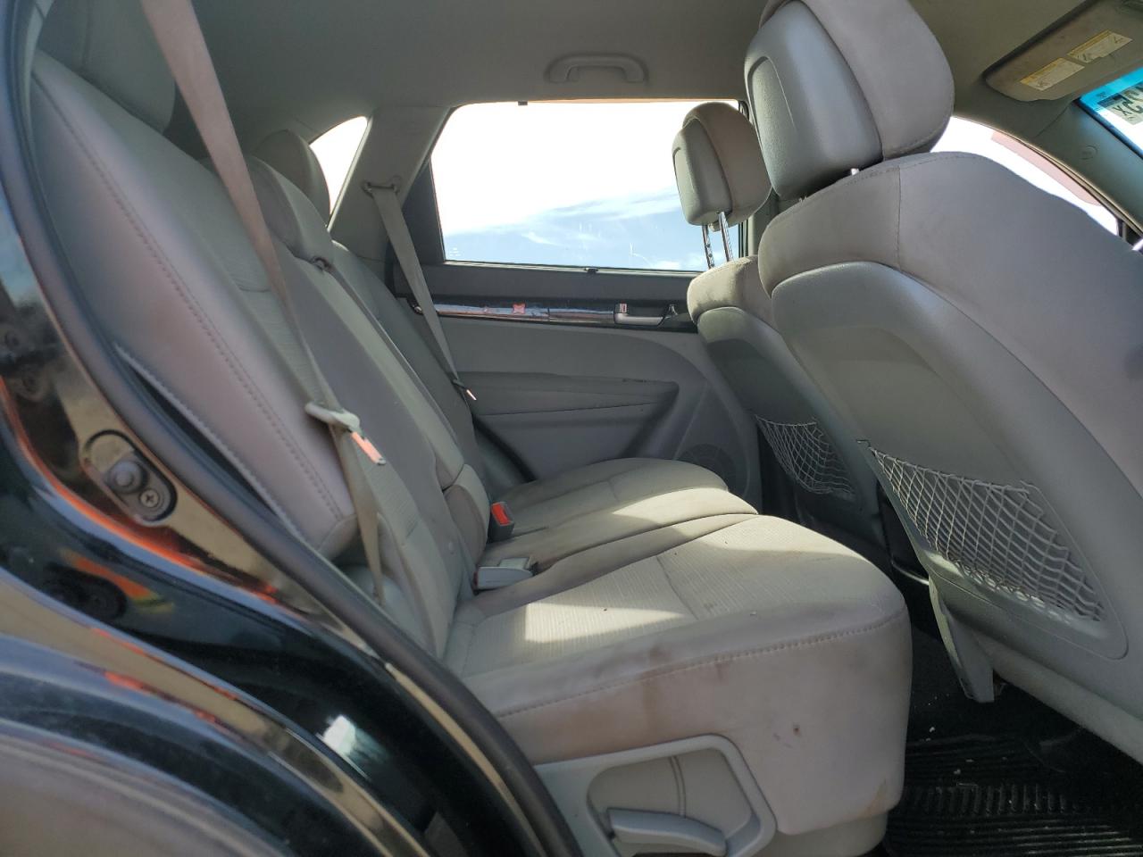 2014 Kia Sorento - Image 11
