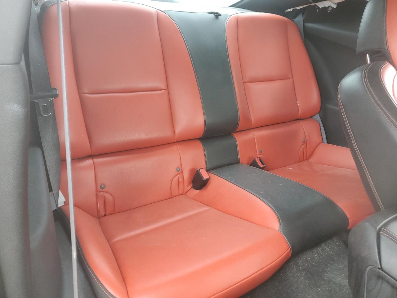 2011 Chevrolet Camaro - Image 11