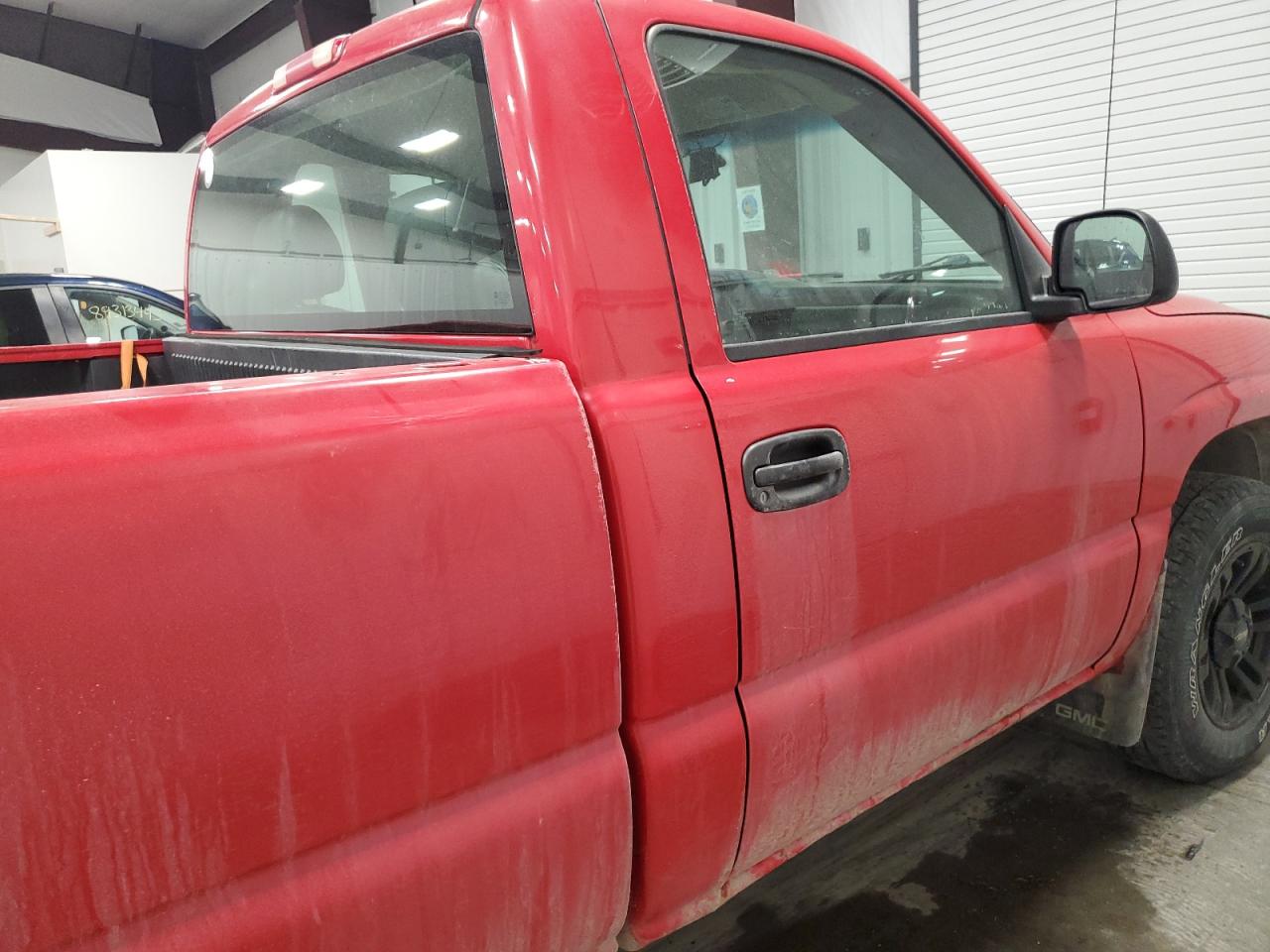 2006 GMC Sierra - Image 10