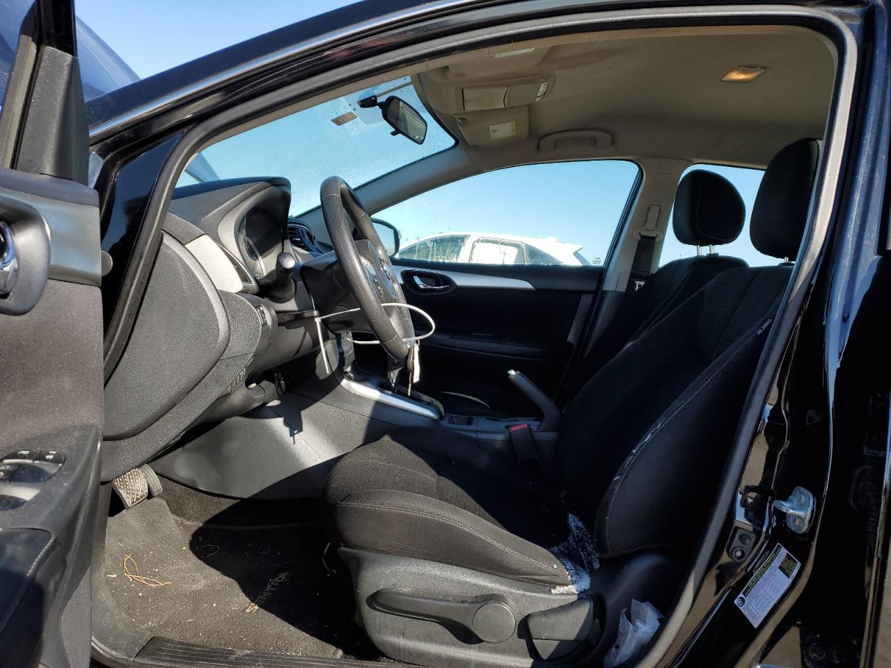 2018 Nissan Sentra - Image 7
