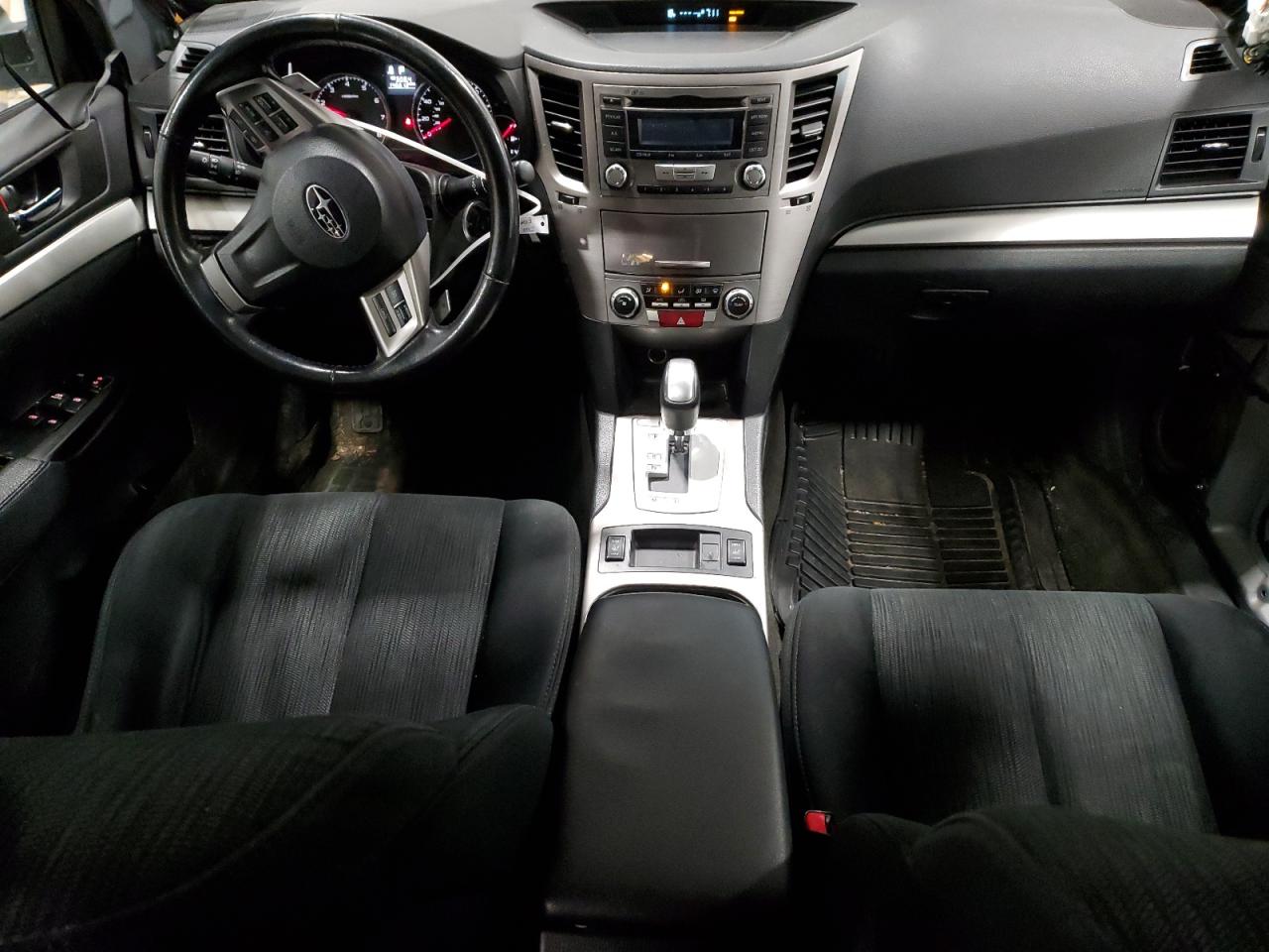 2013 Subaru Outback - Image 8