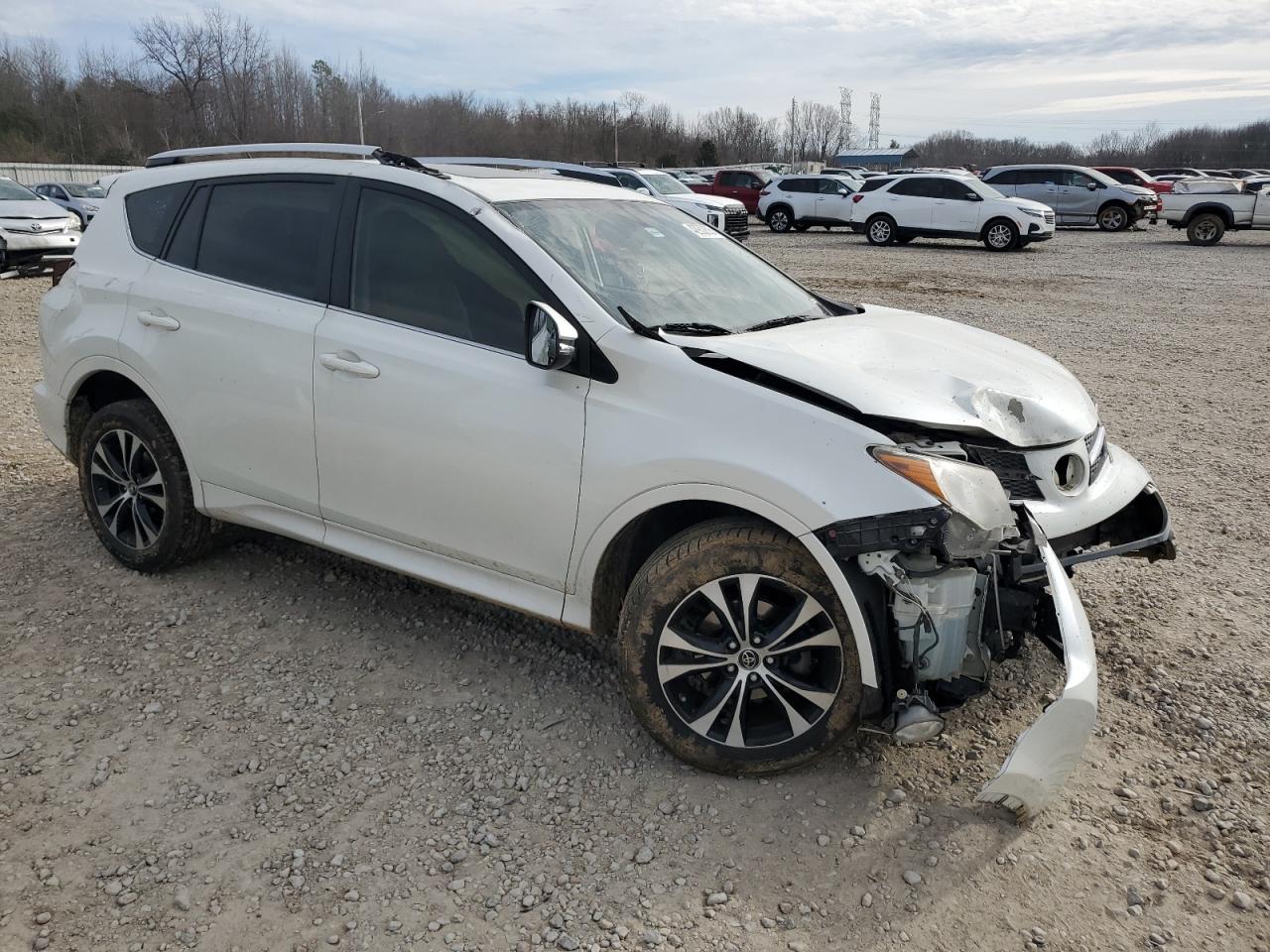 2015 Toyota RAV 4 - Image 4