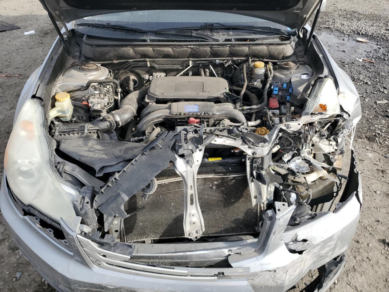 2011 Subaru Outback - Image 13