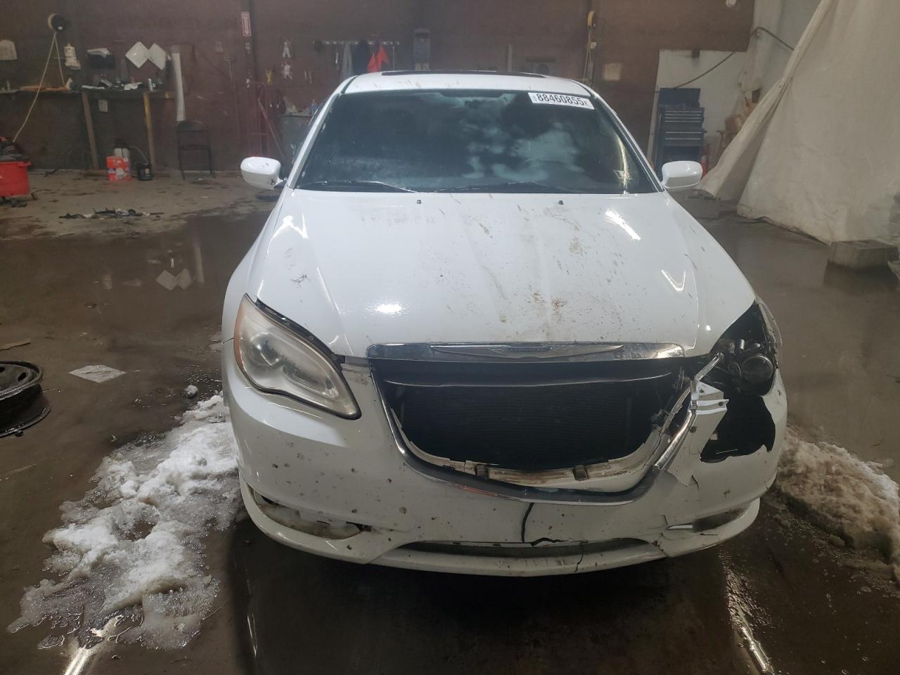 2013 Chrysler 200 - Image 5