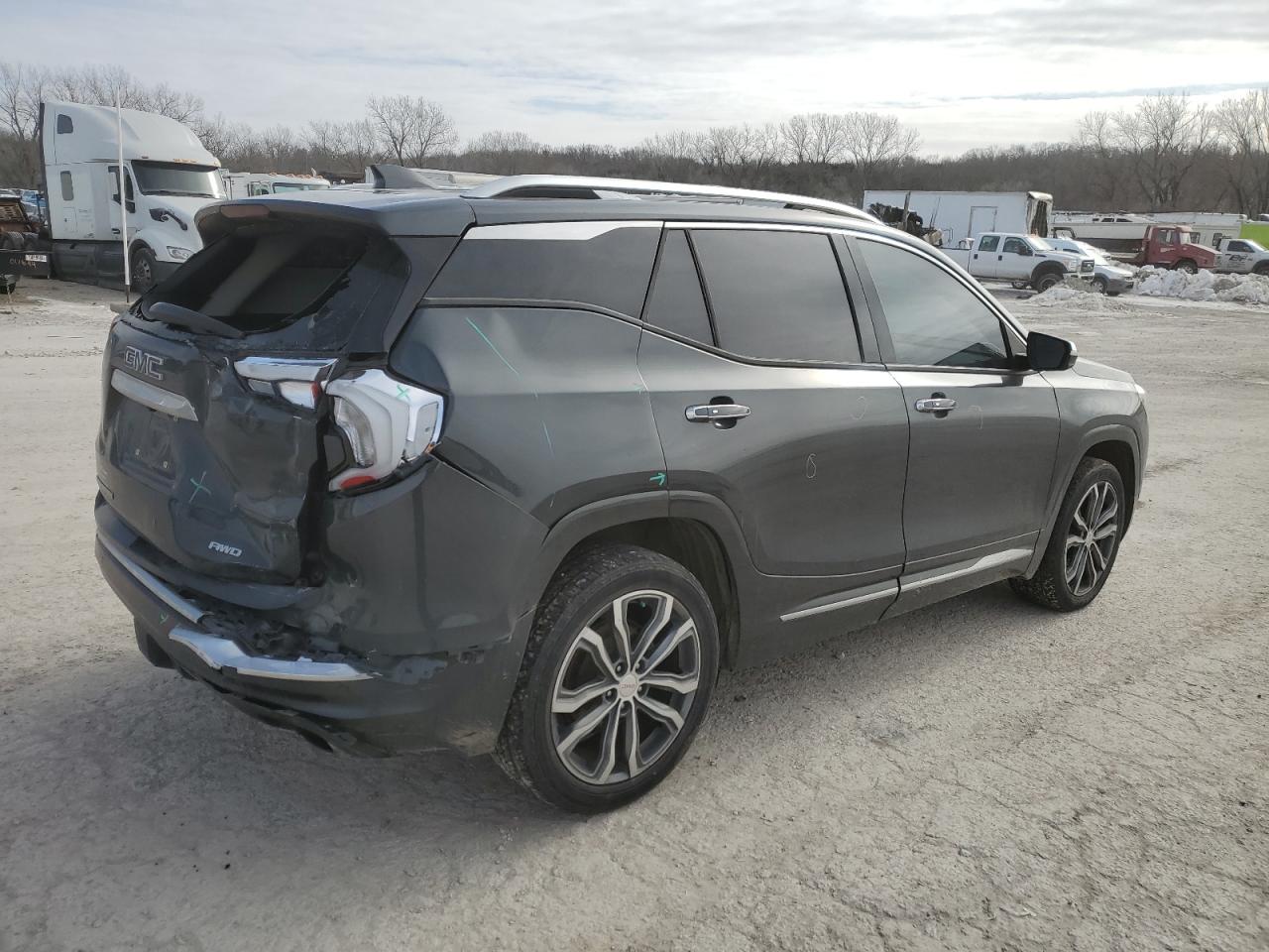 2018 GMC Terrain - Image 3