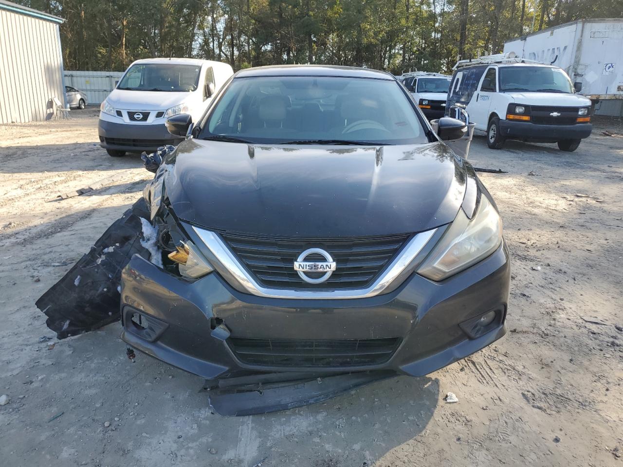 2016 Nissan Altima - Image 5