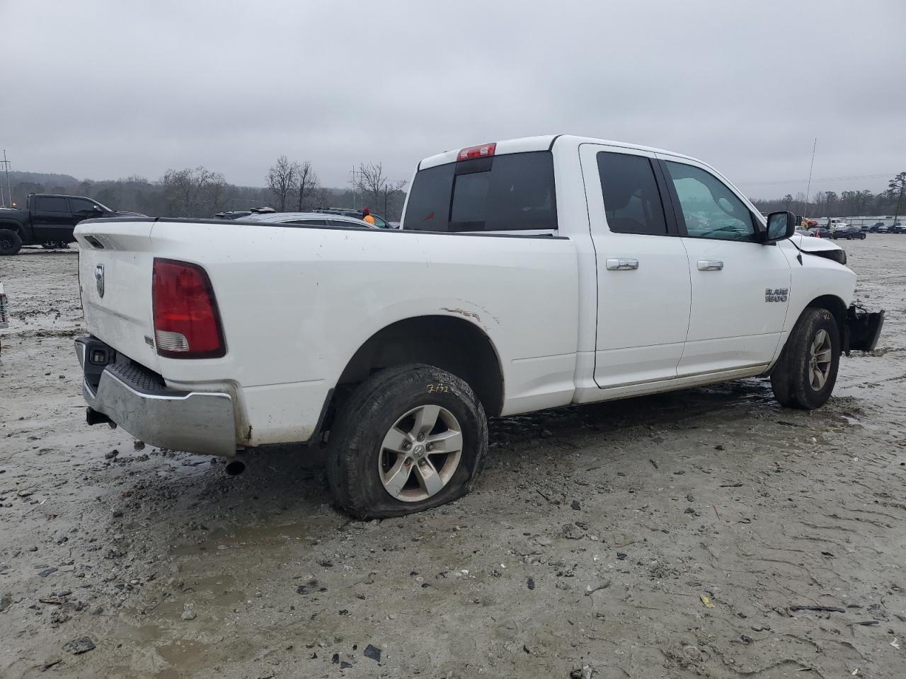 2015 RAM 1500 - Image 3