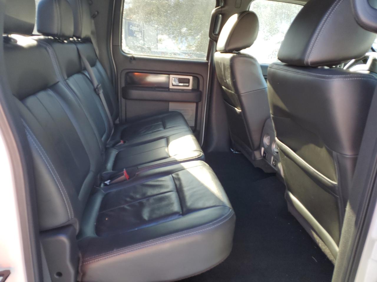 2011 Ford F-150 - Image 10