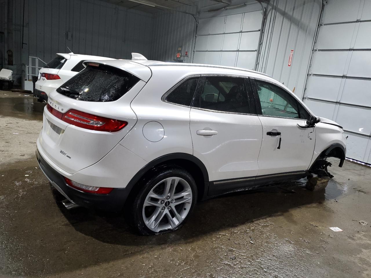 2017 Lincoln MKC - Image 3