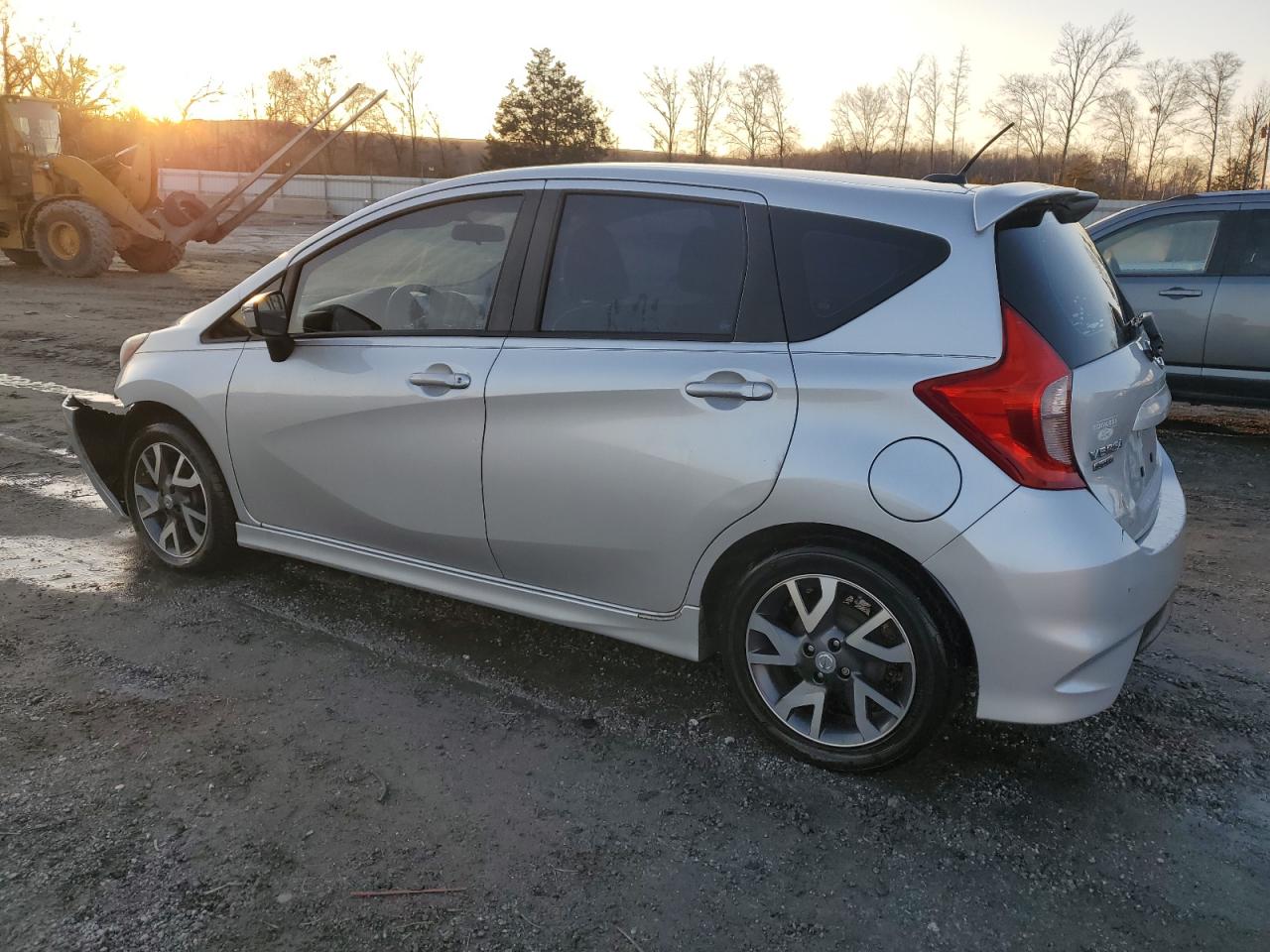 2015 Nissan Versa - Image 2