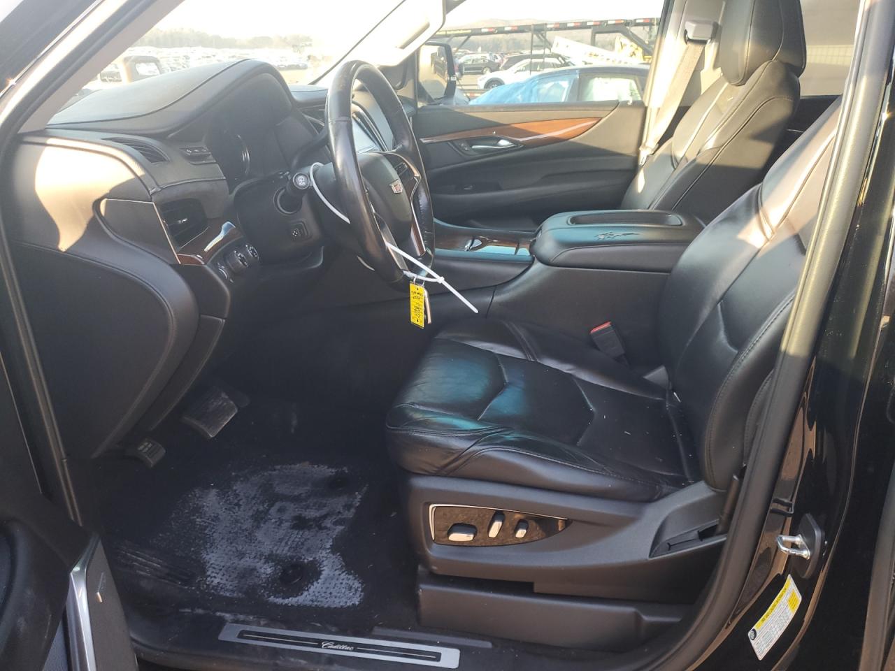 2018 Cadillac Escalade - Image 7