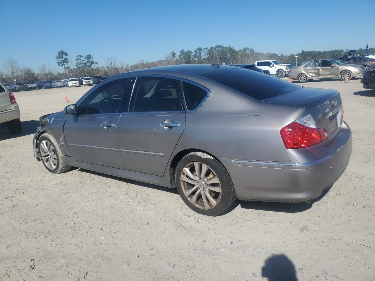 2008 Infiniti M - Image 2