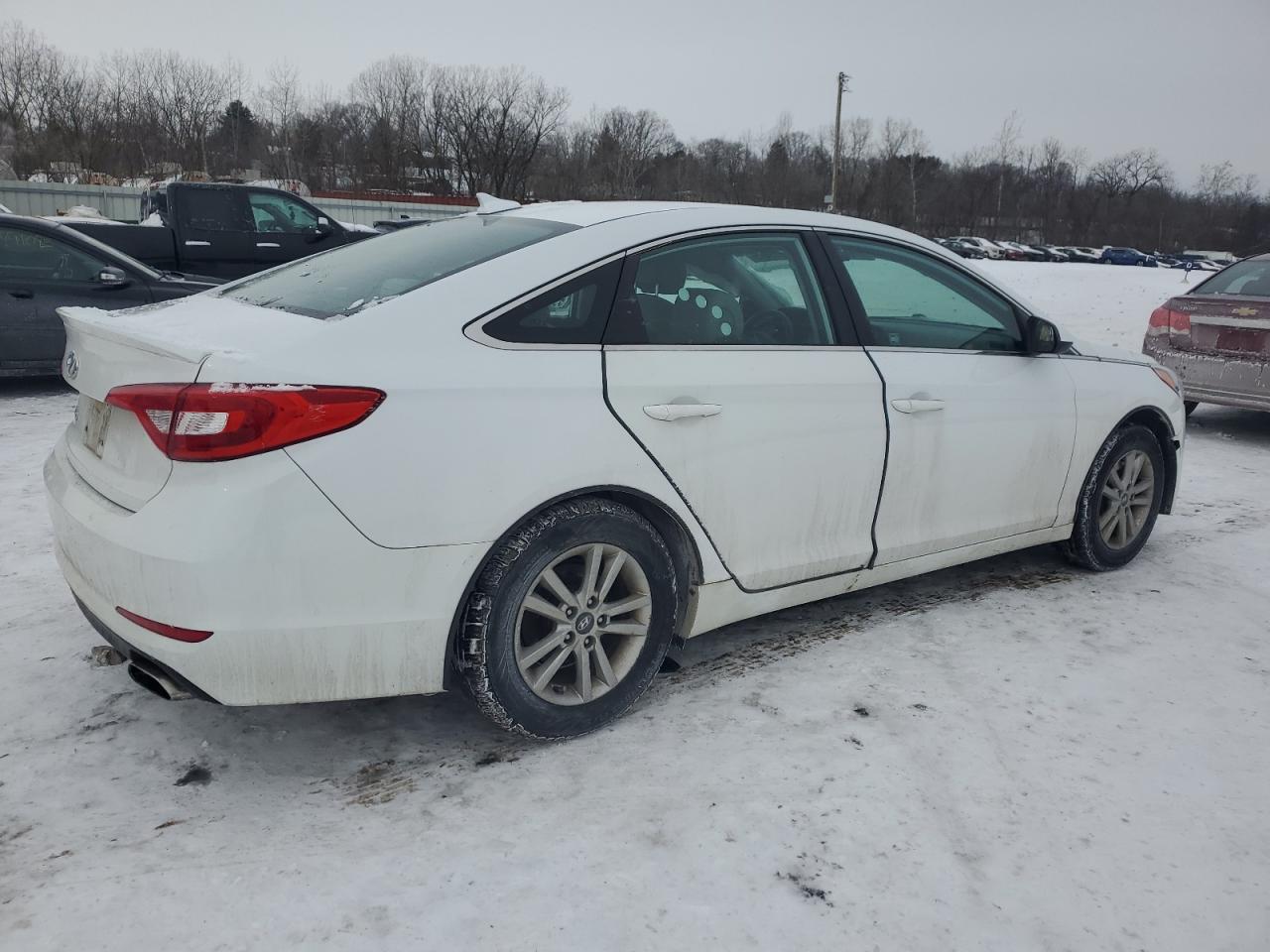 2017 Hyundai Sonata - Image 3