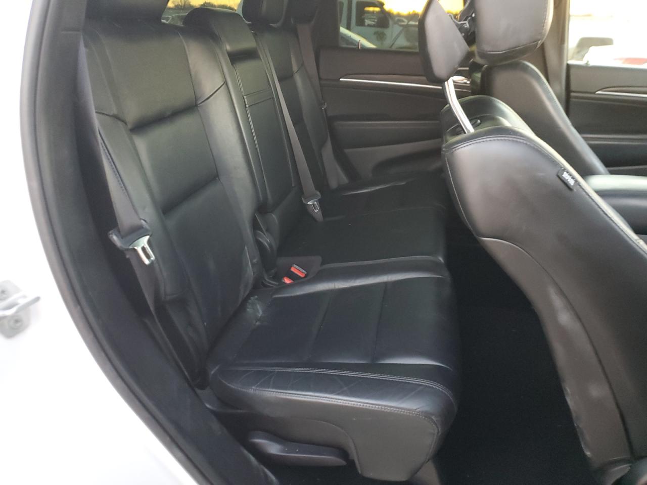 2021 Jeep Grand Cherokee - Image 11