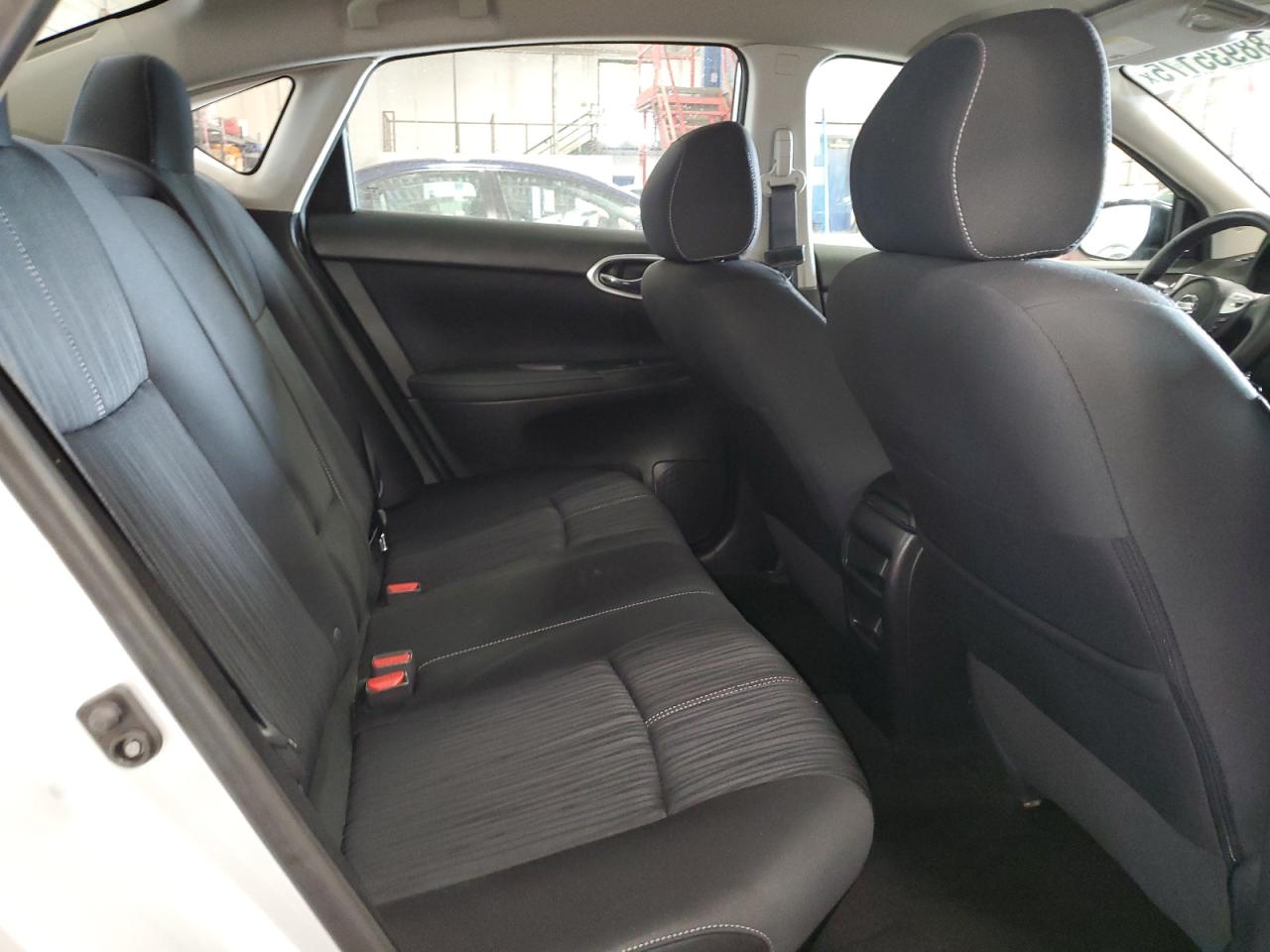2017 Nissan Sentra - Image 10