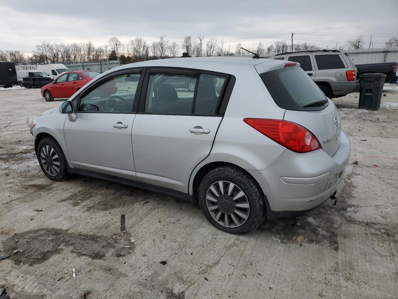 2009 Nissan Versa - Image 2