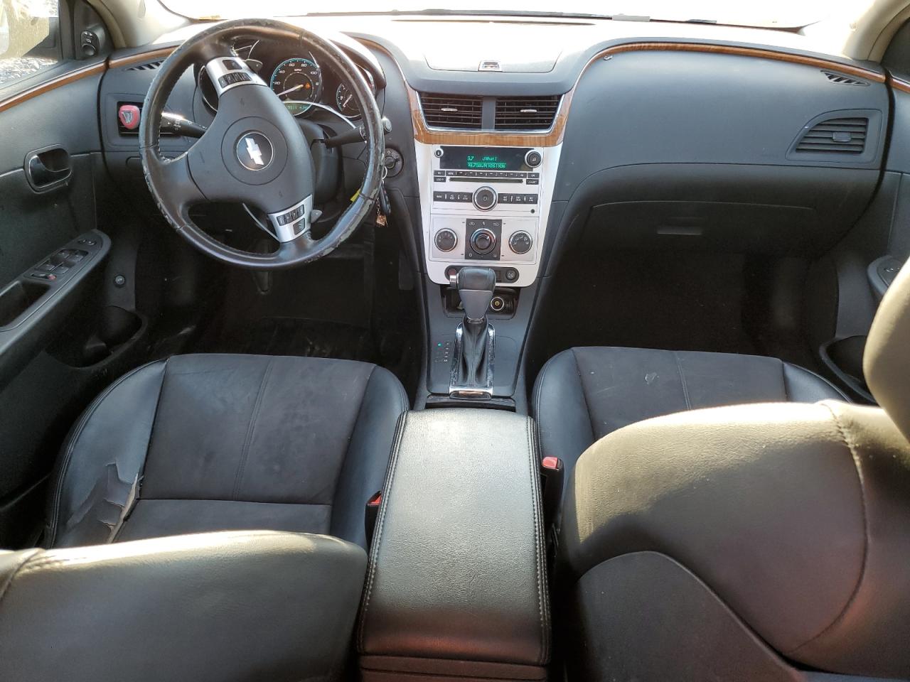 2009 Chevrolet Malibu - Image 8