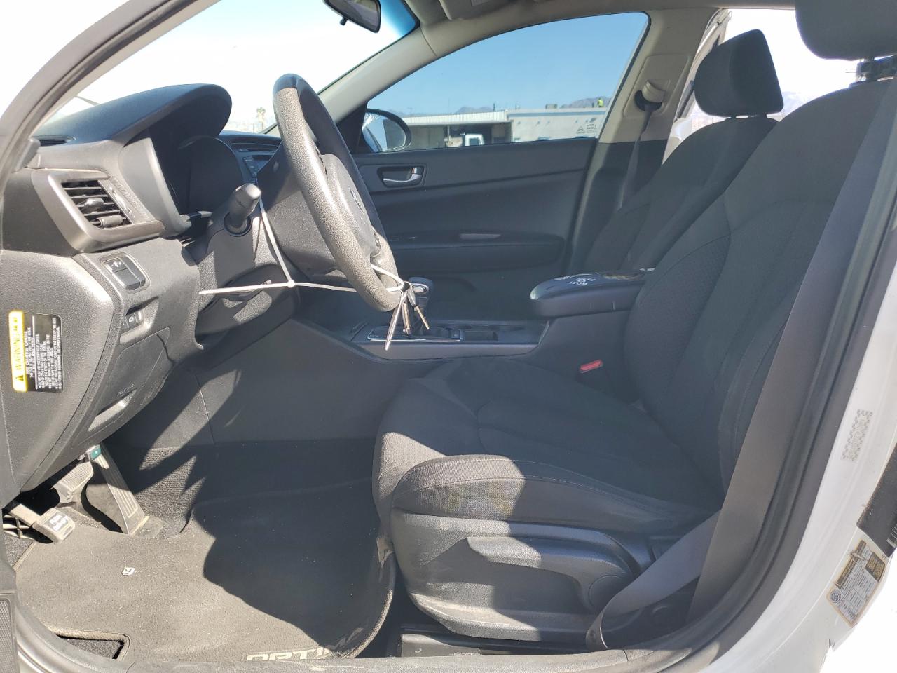2016 Kia Optima - Image 7