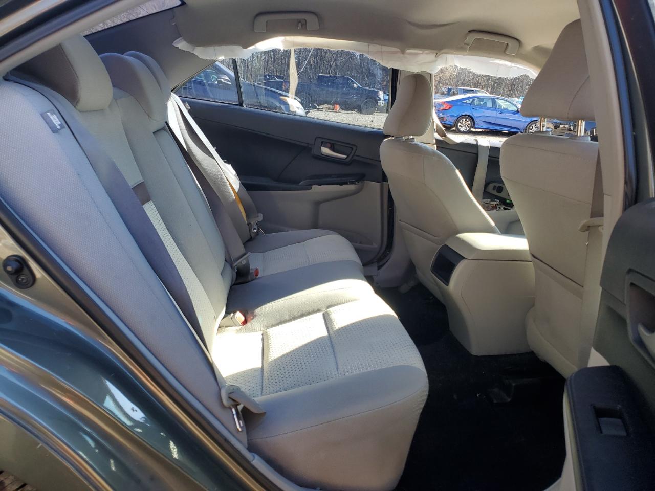 2012 Toyota Camry - Image 10