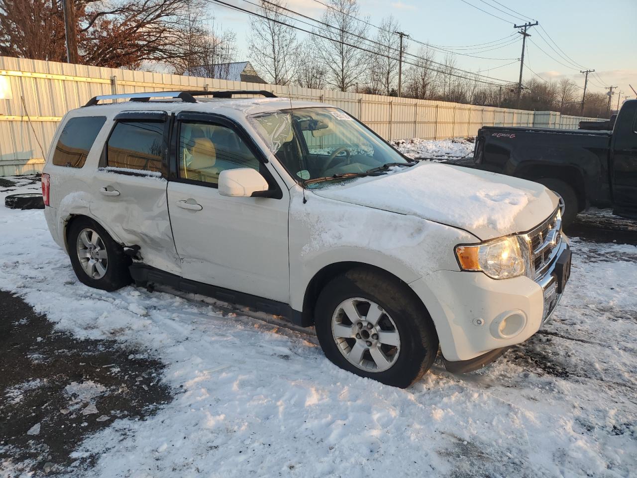 2011 Ford Escape - Image 4
