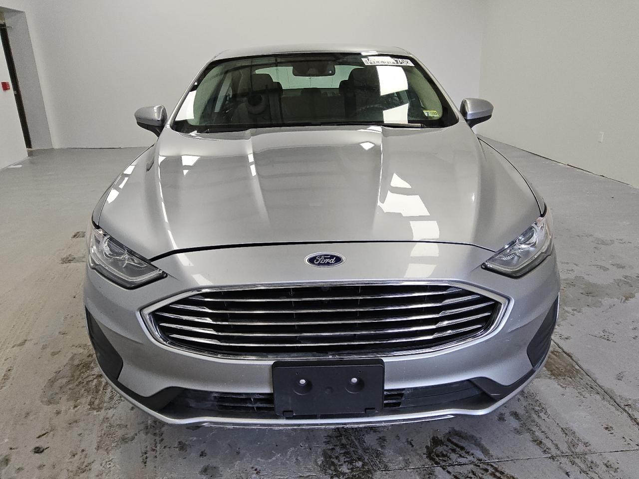 2020 Ford Fusion - Image 5