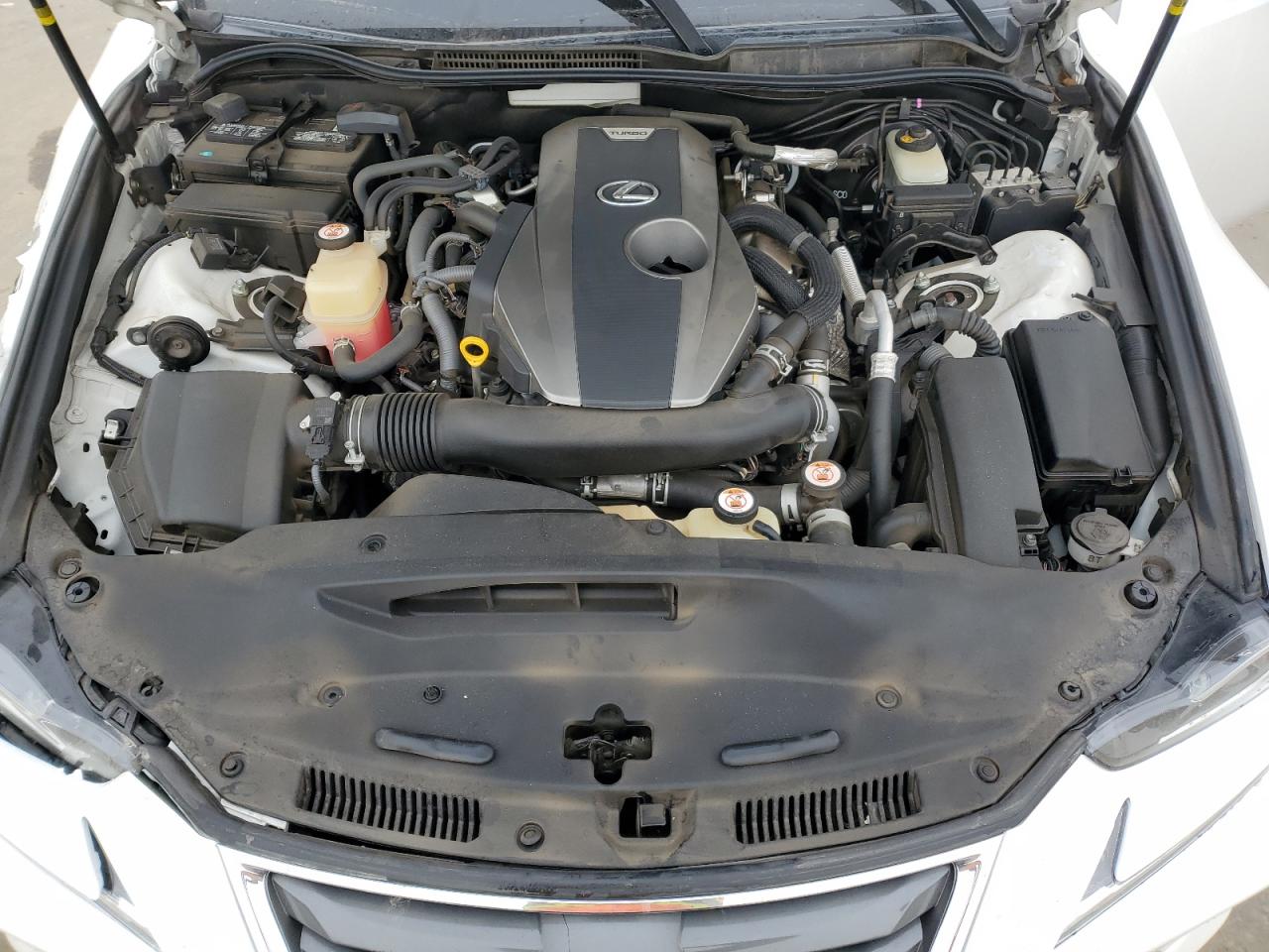 2018 Lexus IS - Image 12